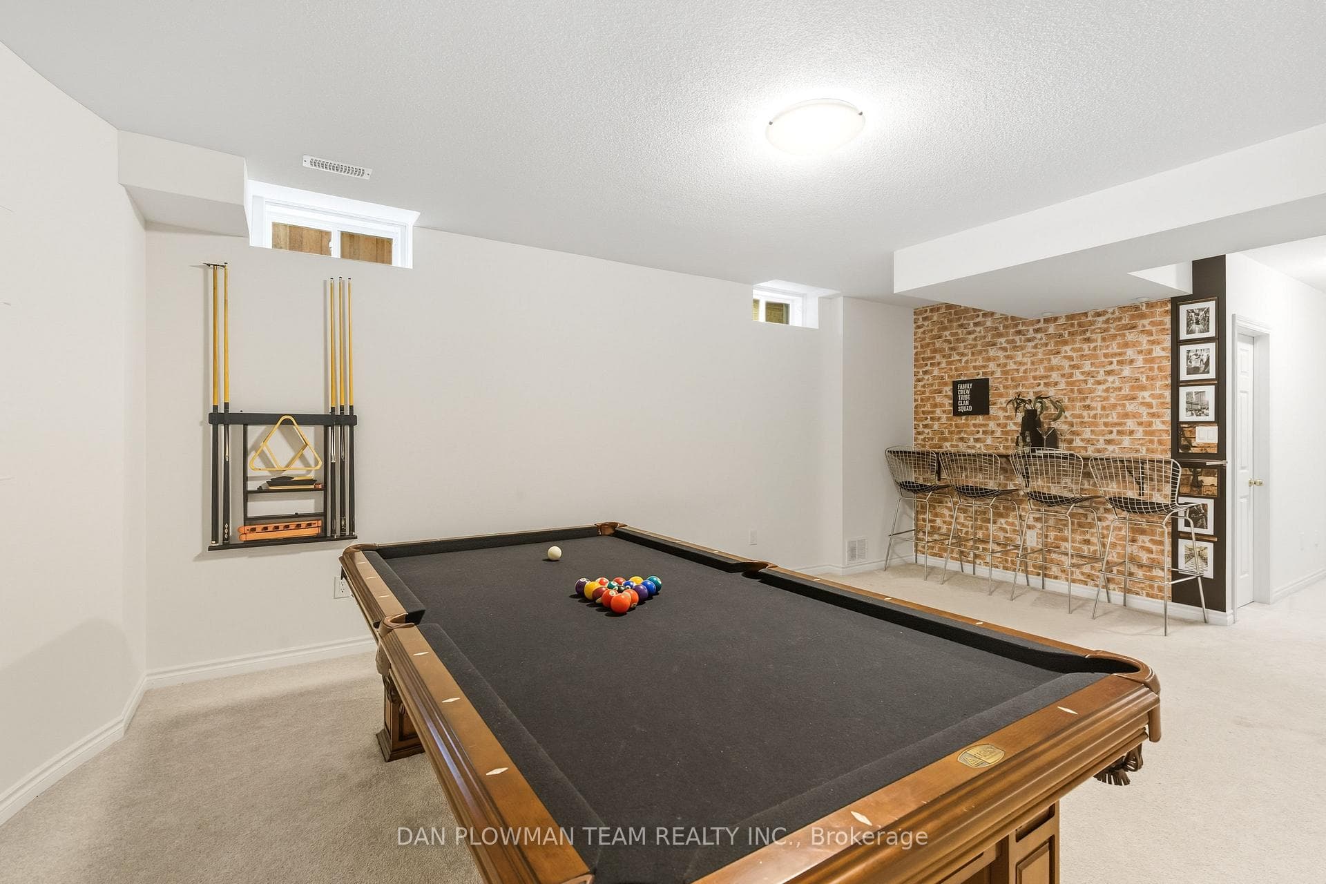 11 Ravensedge Court photo 32