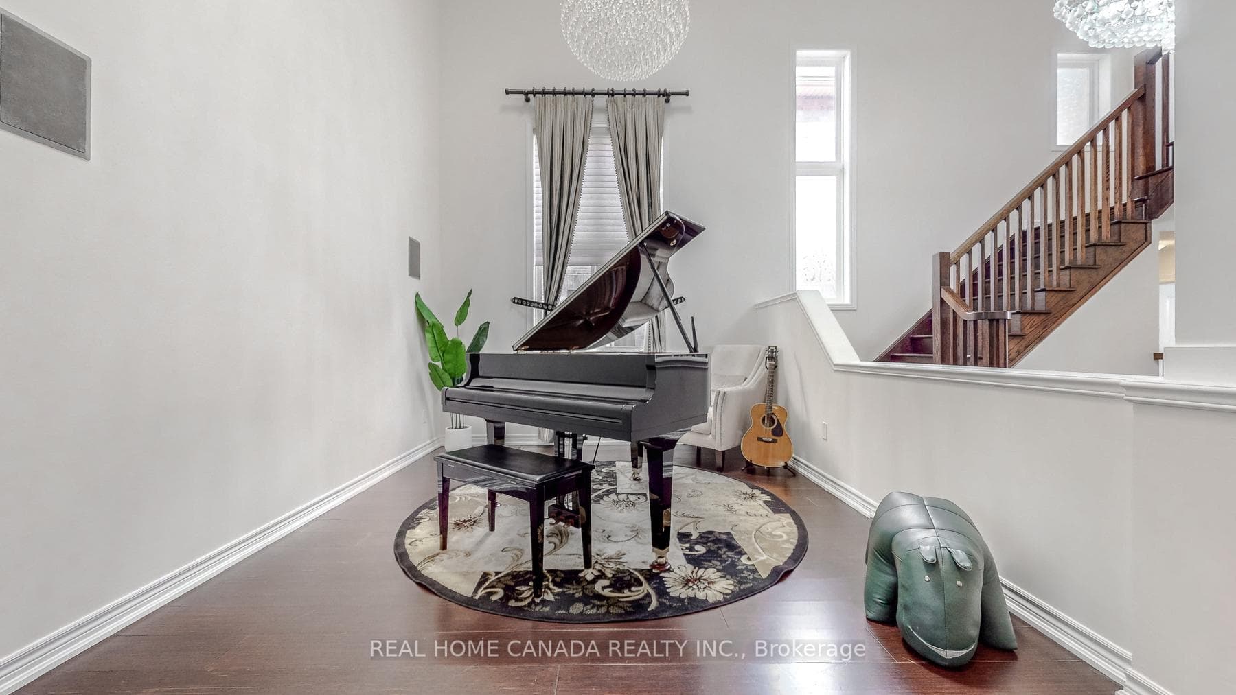 3229 Liptay Avenue photo 11