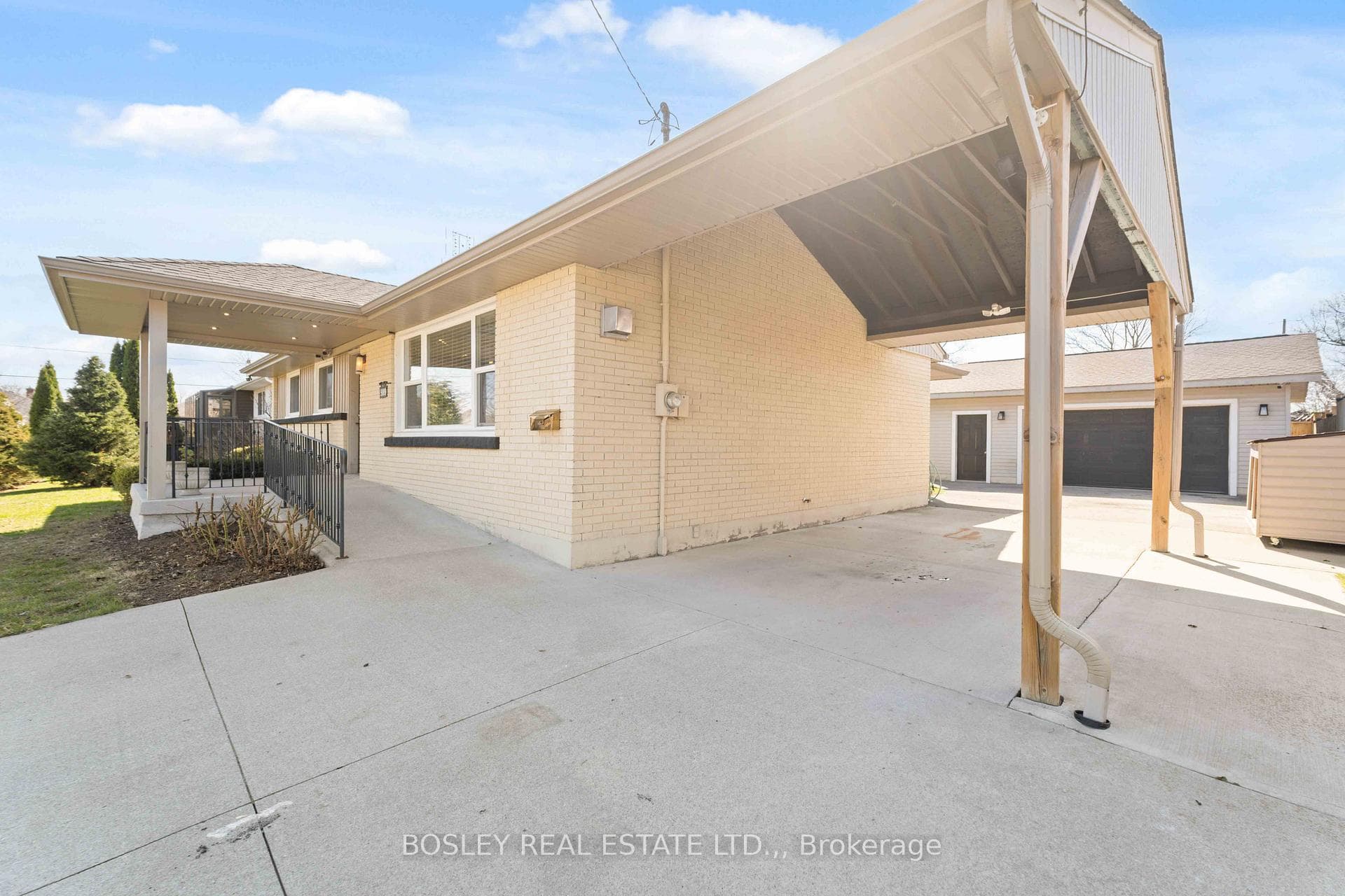 Carport too!