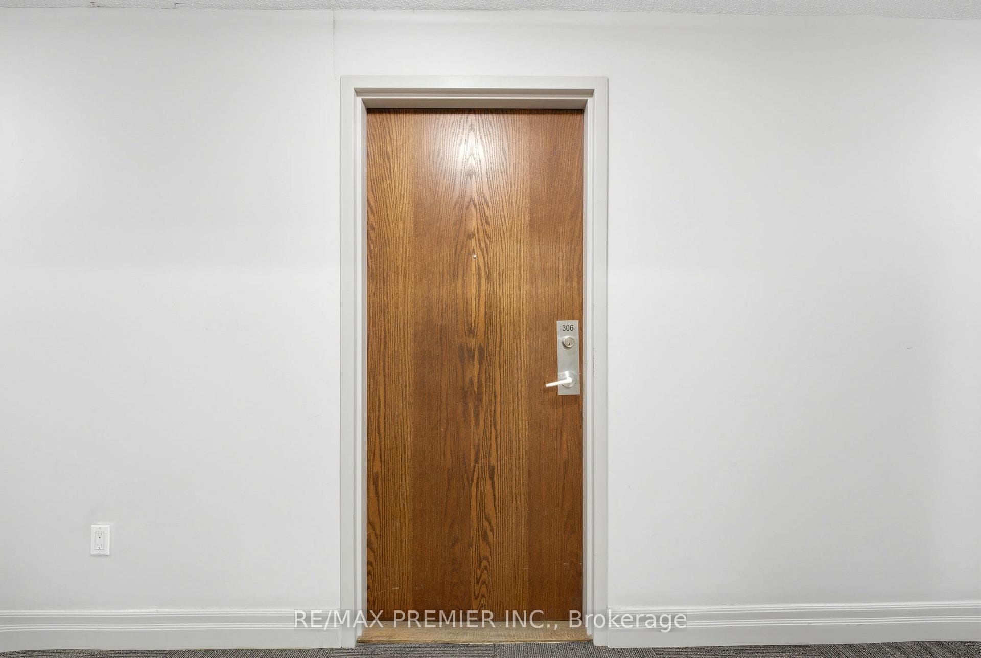 2772 Keele Street Unit 306 photo 4