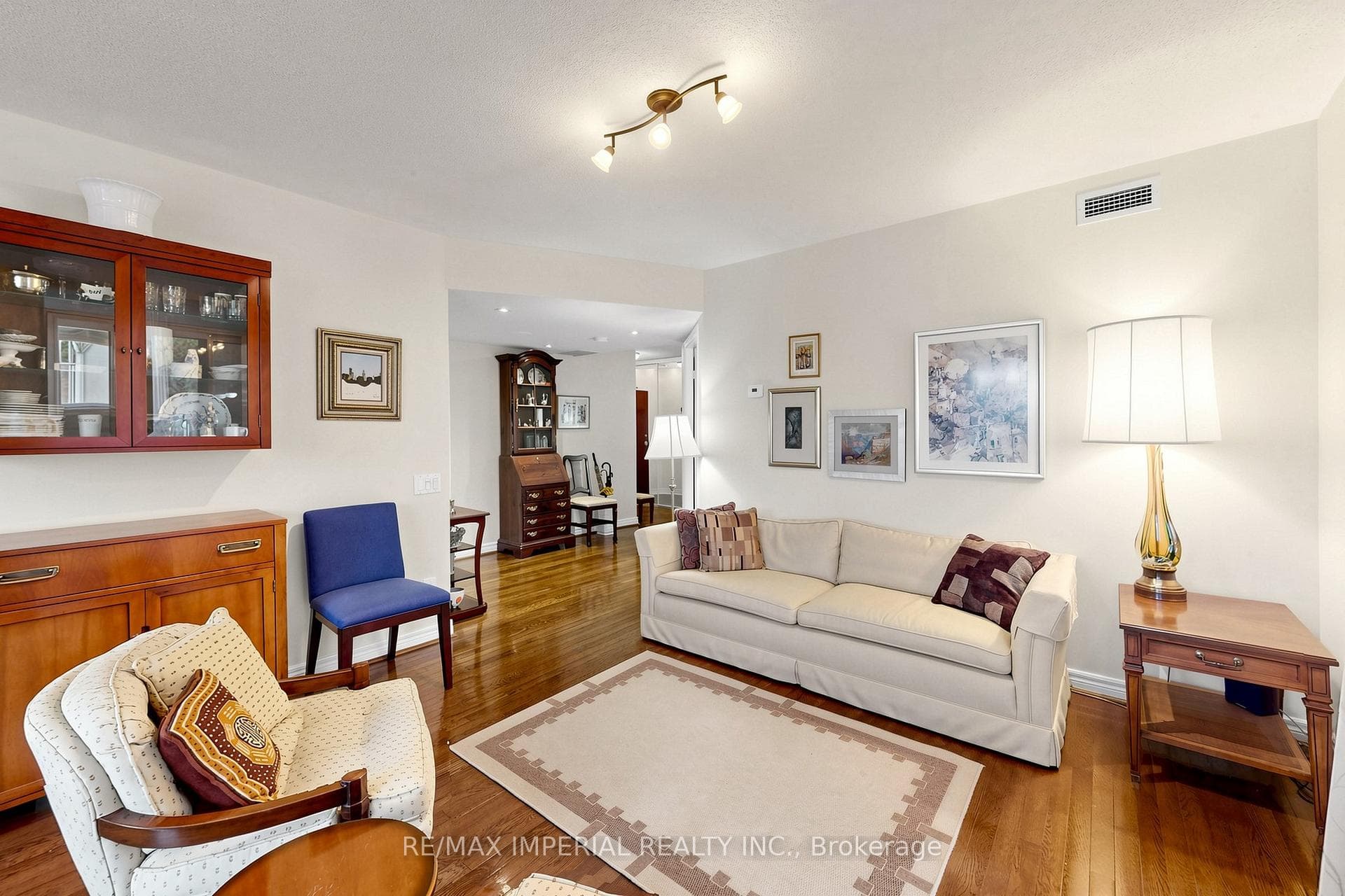2 Covington Road Unit 407 photo 7