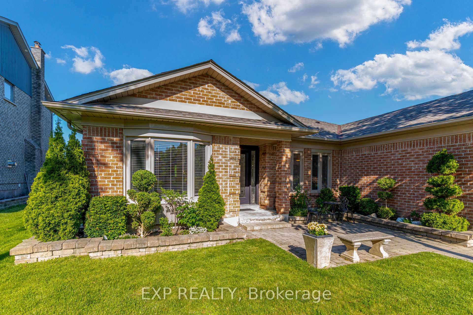 27 Fern Valley Crescent photo 5