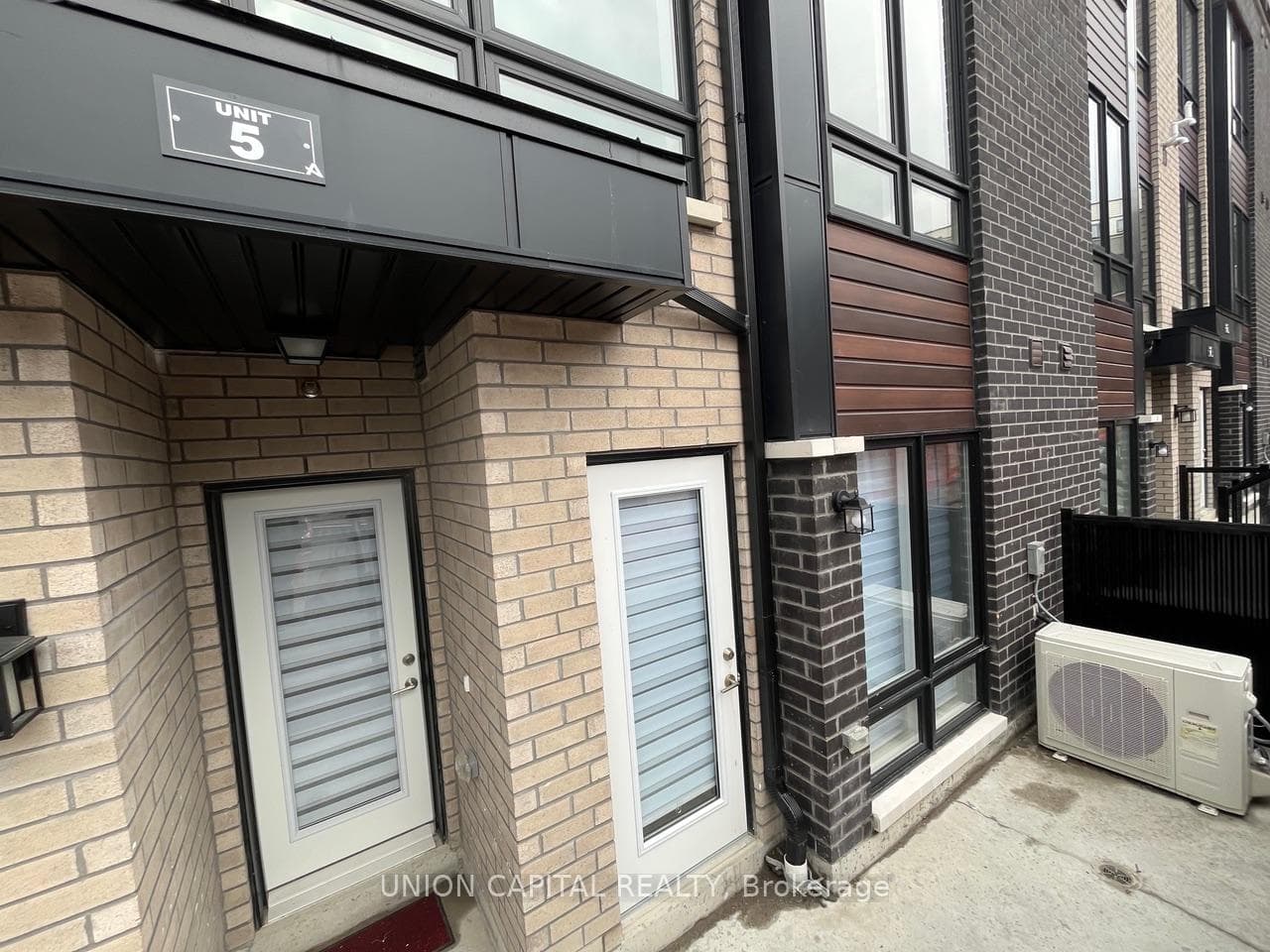 10 Liben Way Unit 5 photo 1