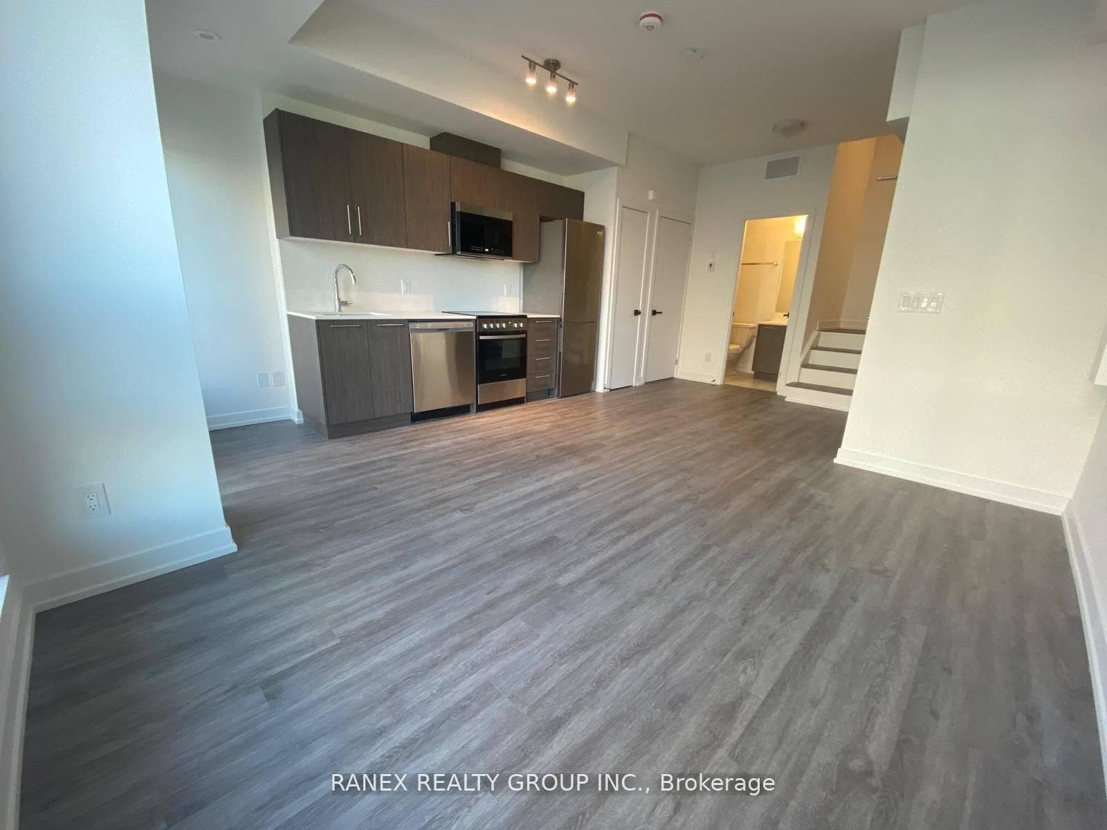861 SHEPPARD Avenue Unit 60 photo 5