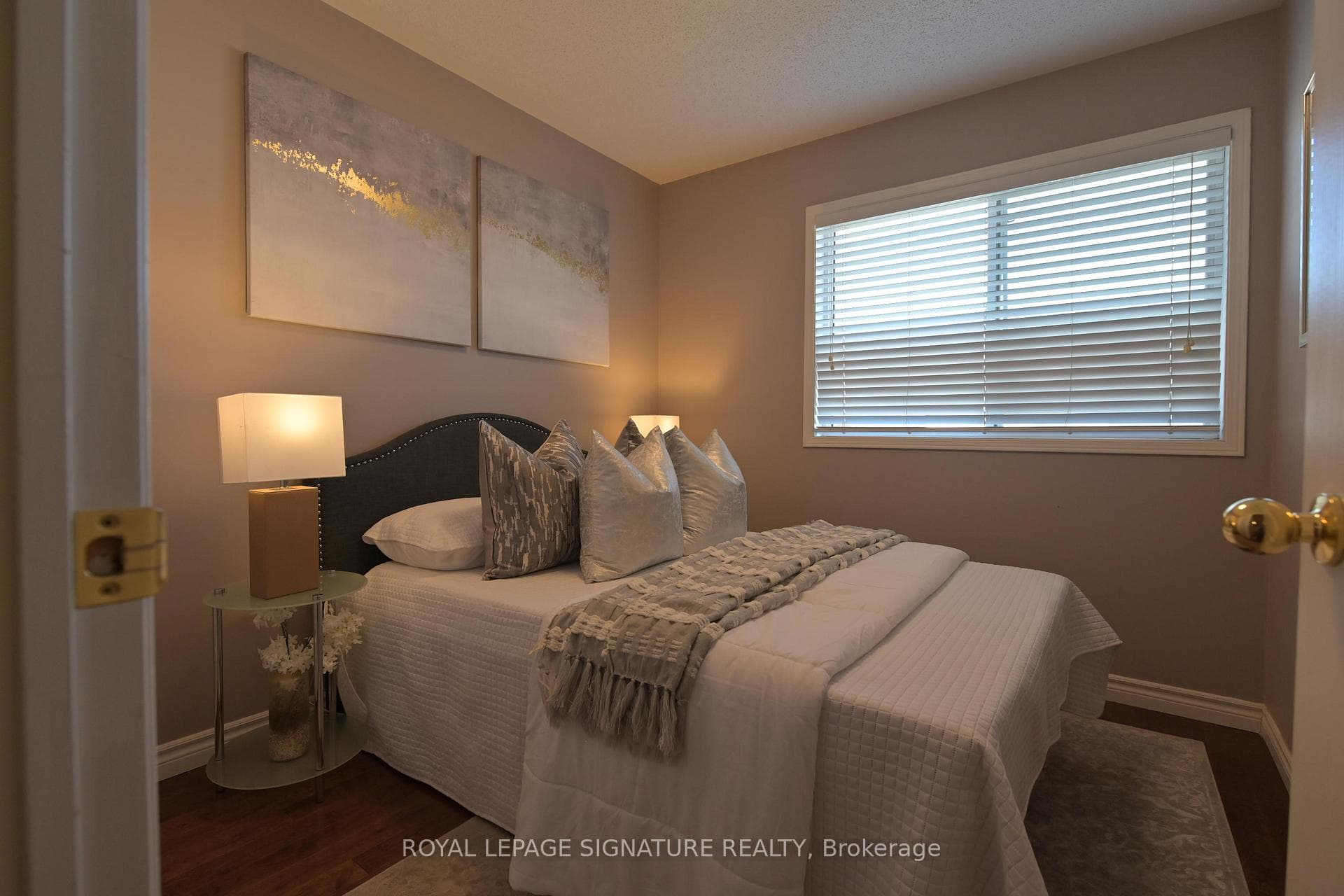 5530 Glen Erin Drive Unit 175 photo 18