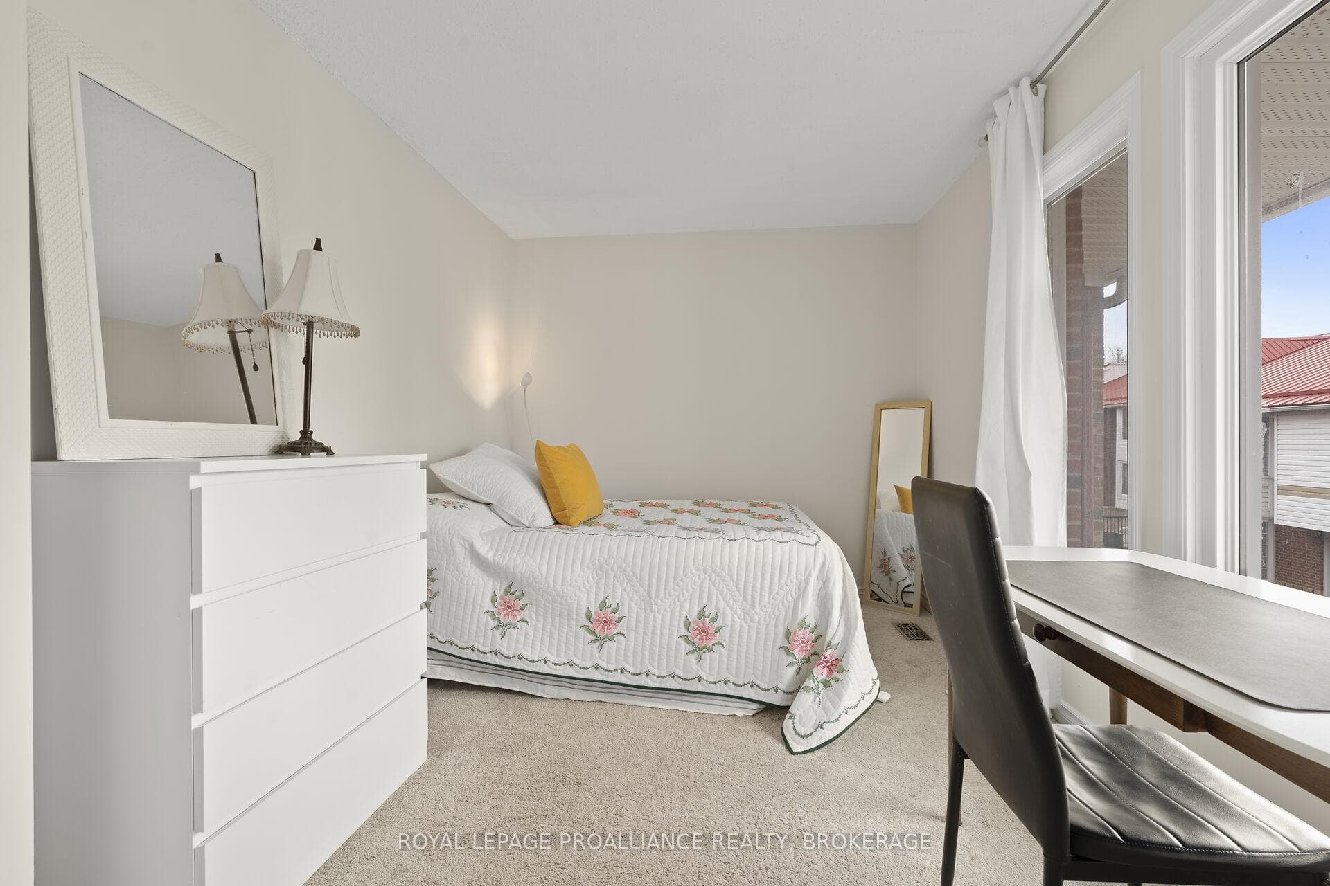 1 Place D'armes N/A Unit 42 photo 17