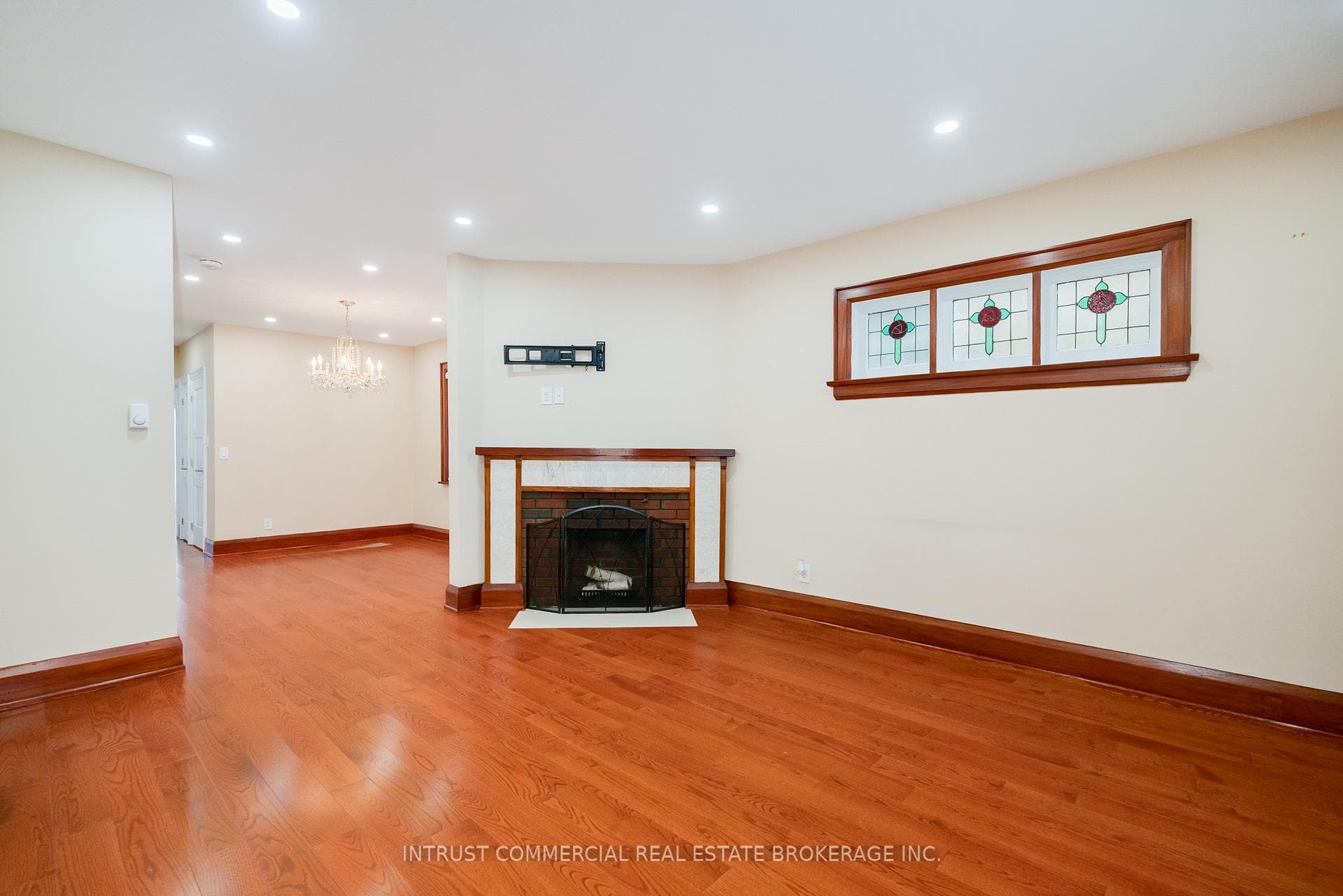 11 High Park Avenue Unit Main Floor photo 5