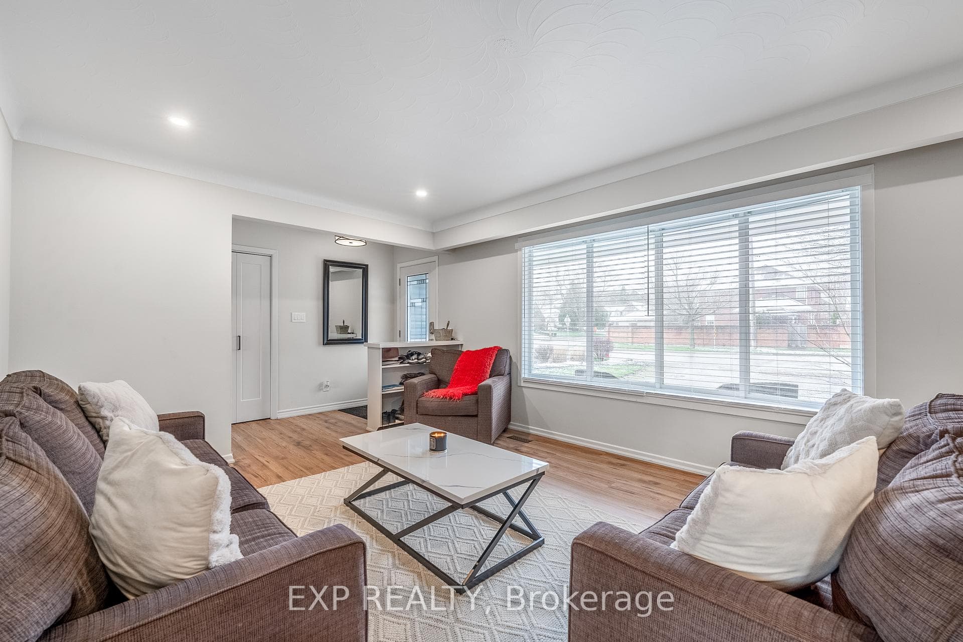 2758 Portage Road photo 9