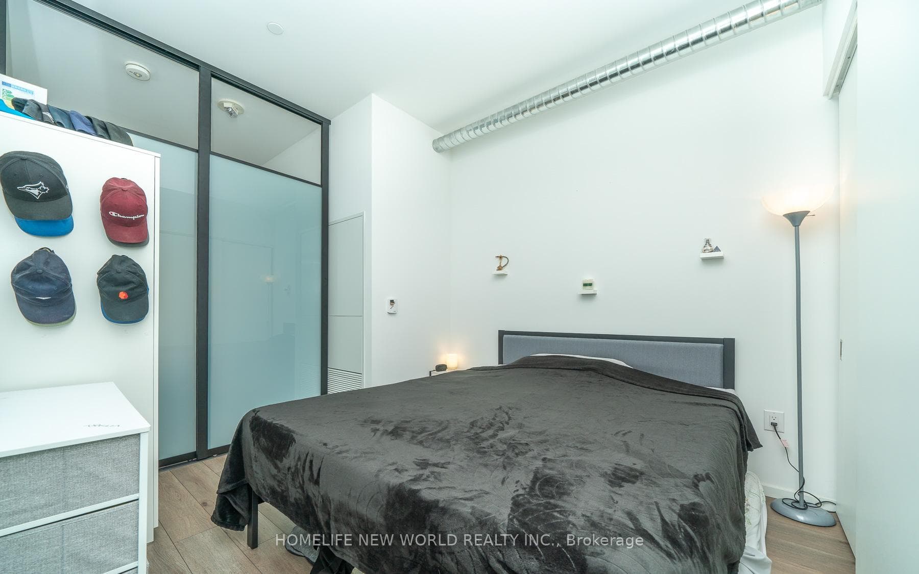 21 Lawren Harris Square Unit PH09 photo 14