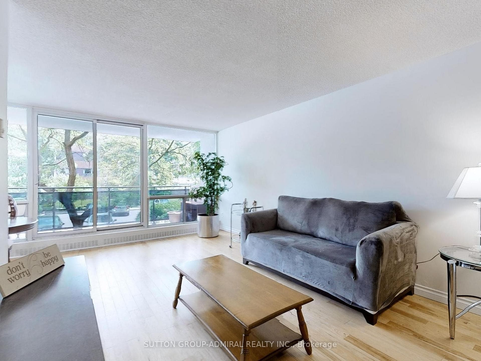 20 Sunrise Avenue Unit 212 photo 4