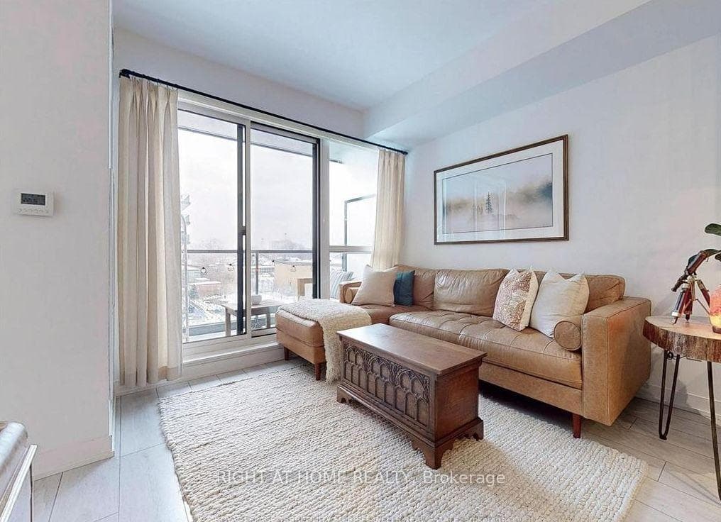 31 Tippett Road Unit #362 photo 2