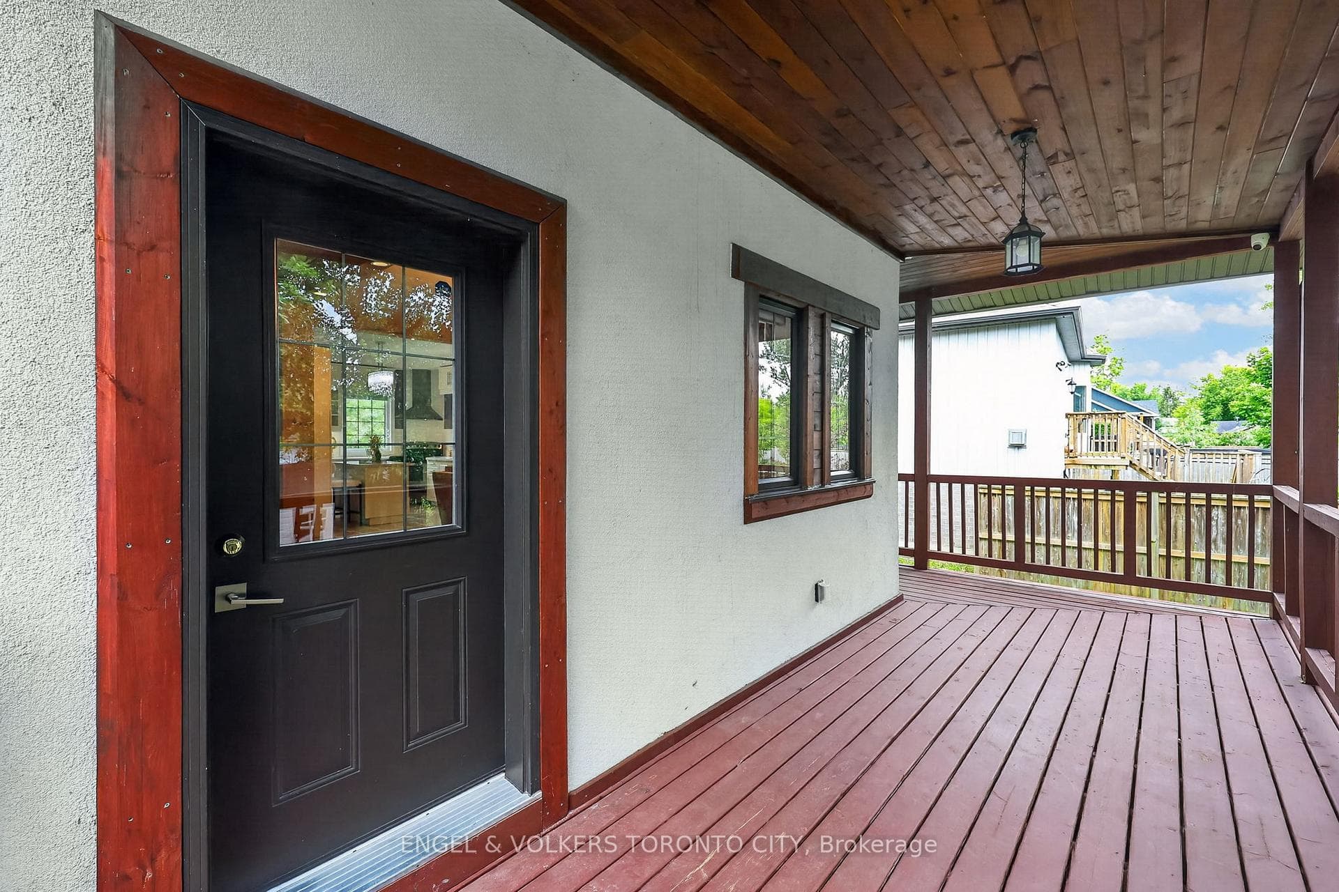774 Churchill Lane photo 35
