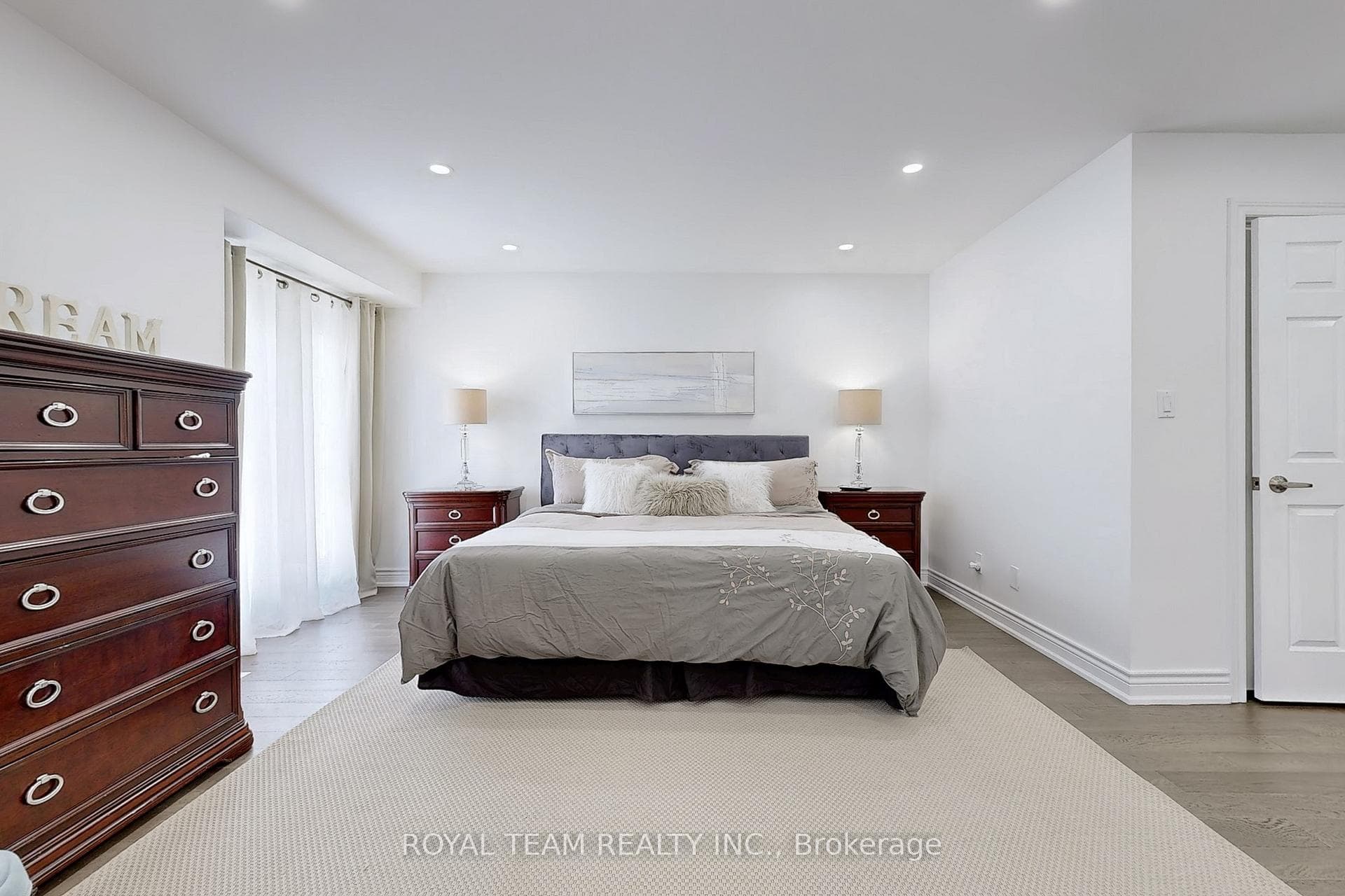 151 Townsgate Drive Unit 57 photo 30
