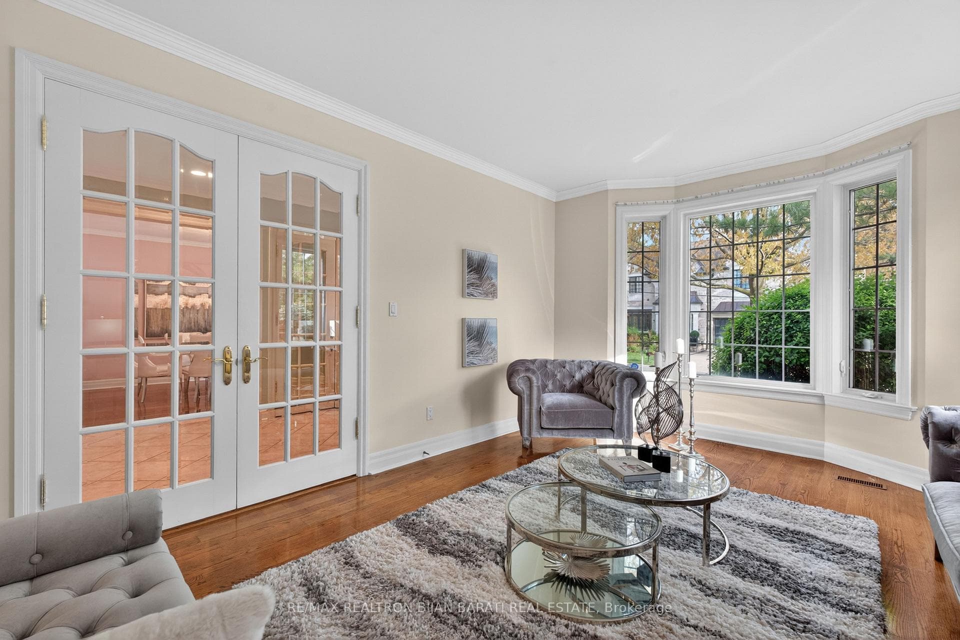 60 Lorraine Drive photo 7