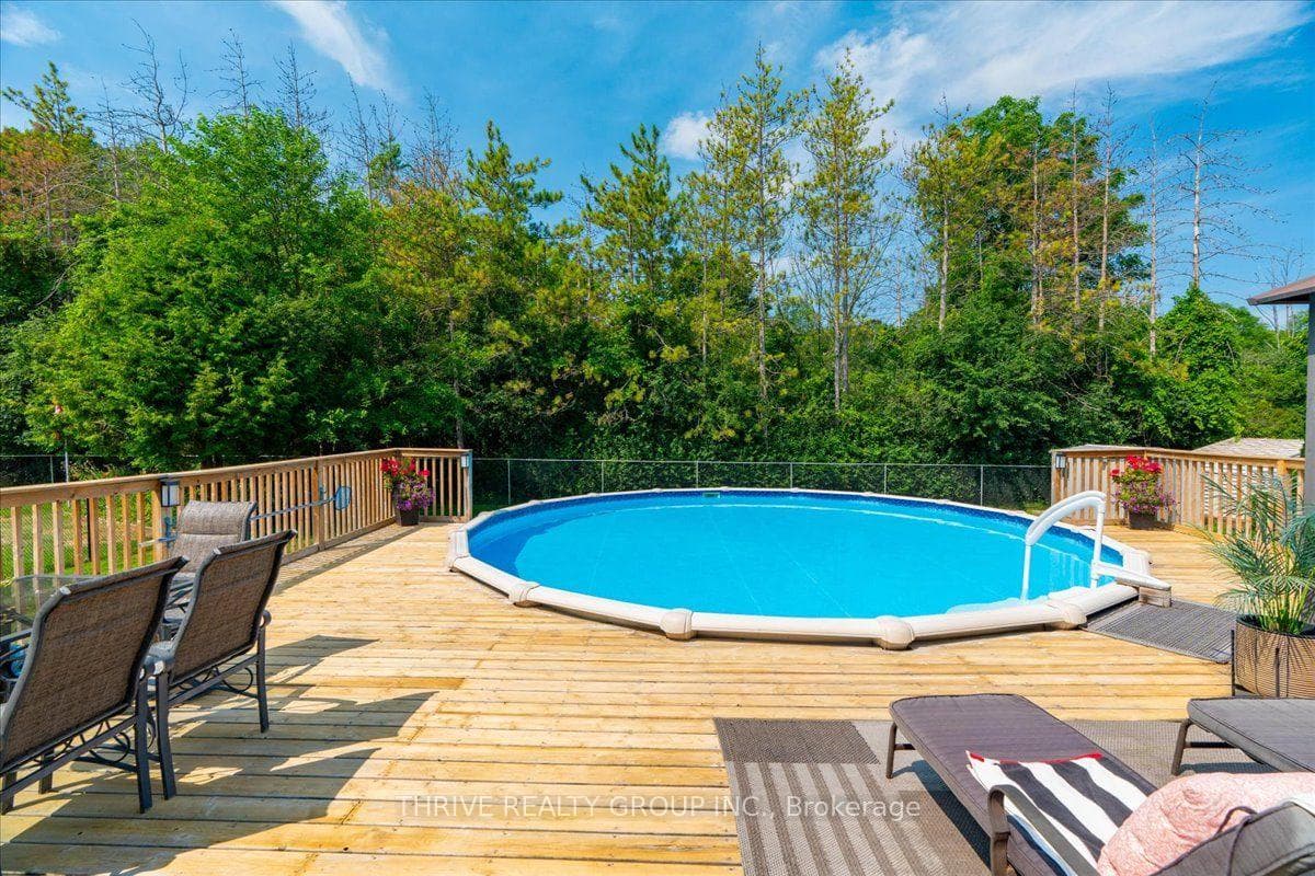1571 Blackmaple Crescent photo 38