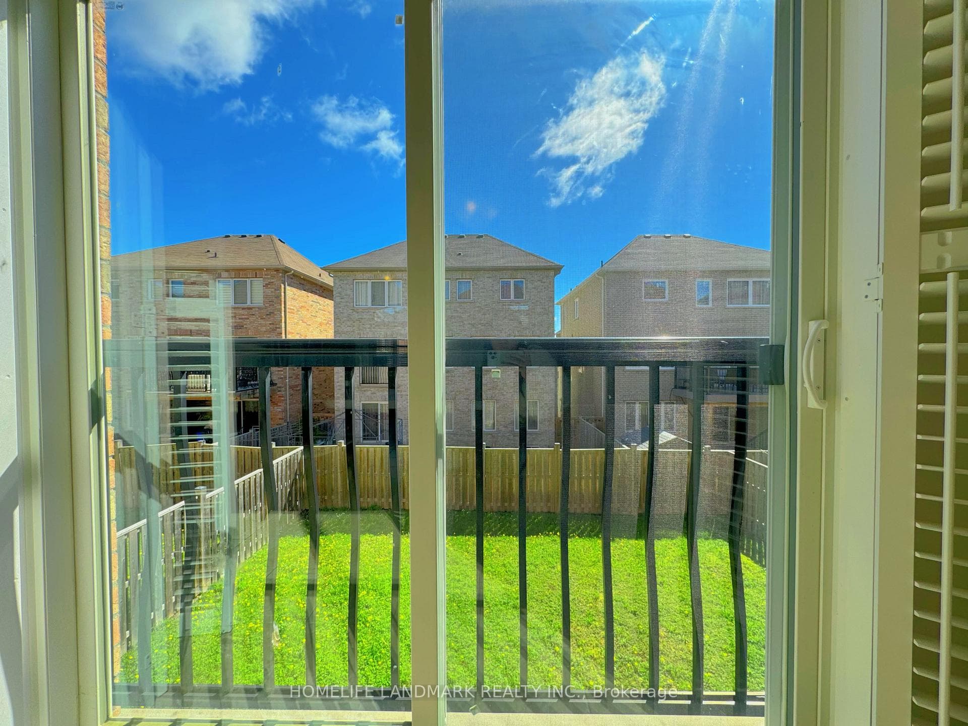 35 Hyacinth Street photo 11