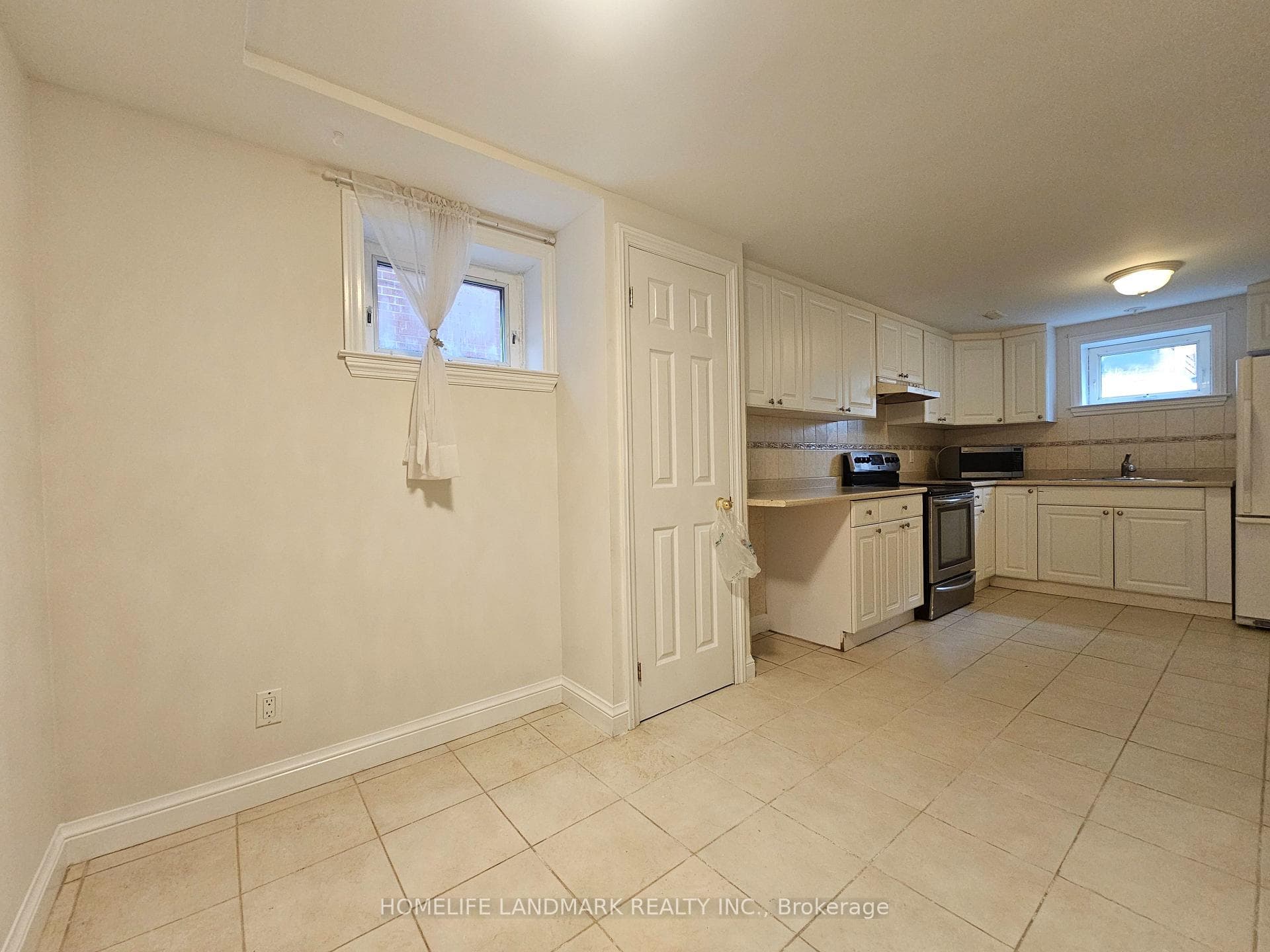 155 Churchill Avenue Unit Basement photo 8