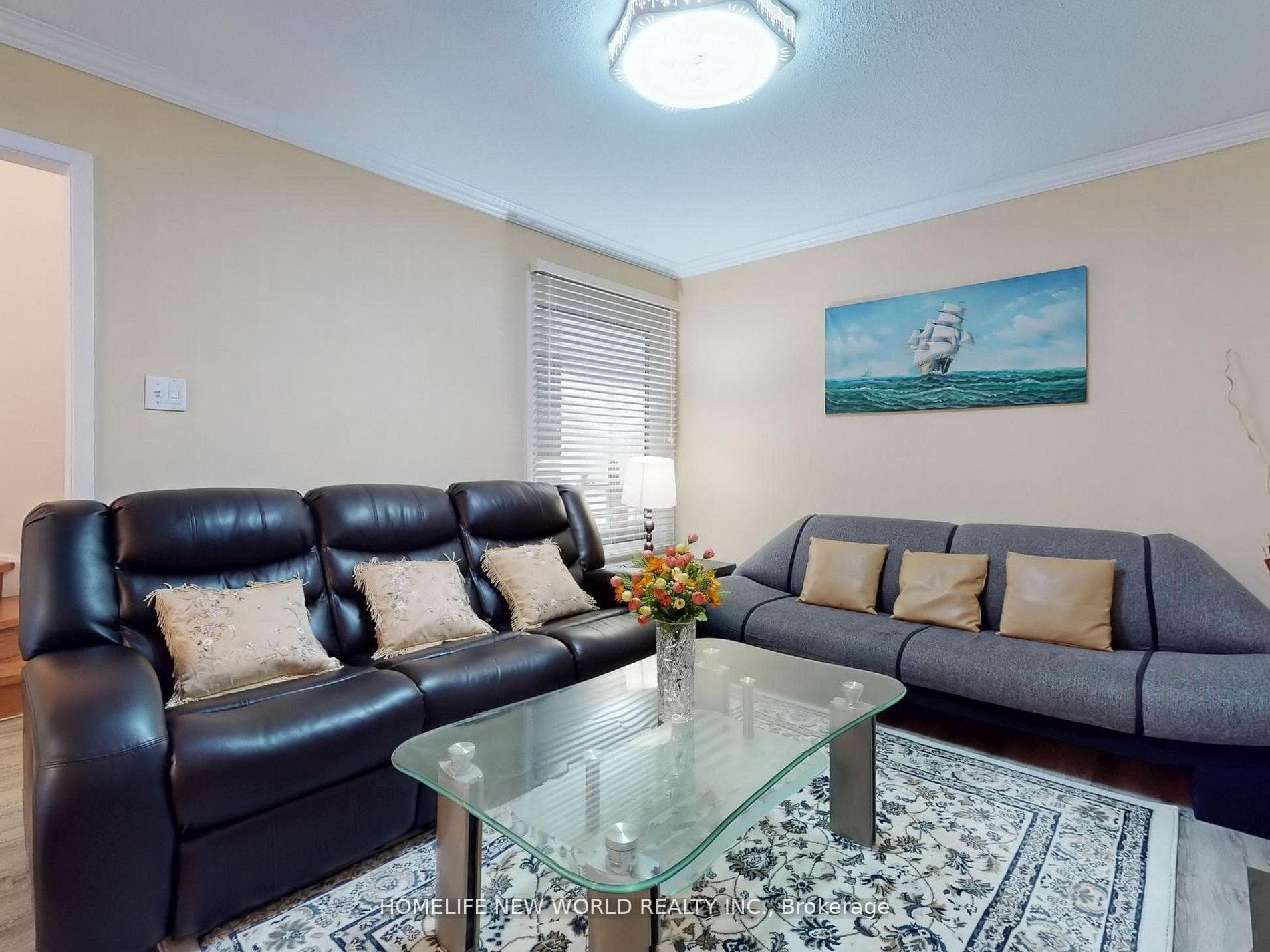 139 Galbraith Crescent photo 10