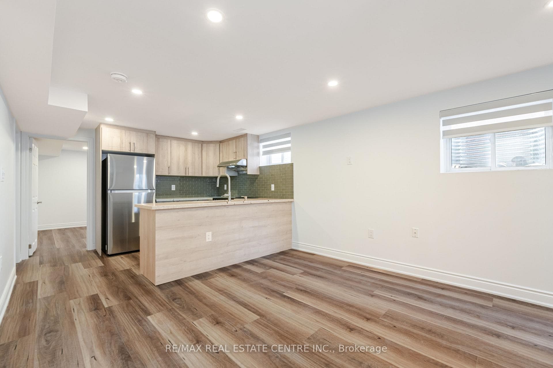 5895 Rayshaw Crescent Unit Bsmt photo 10