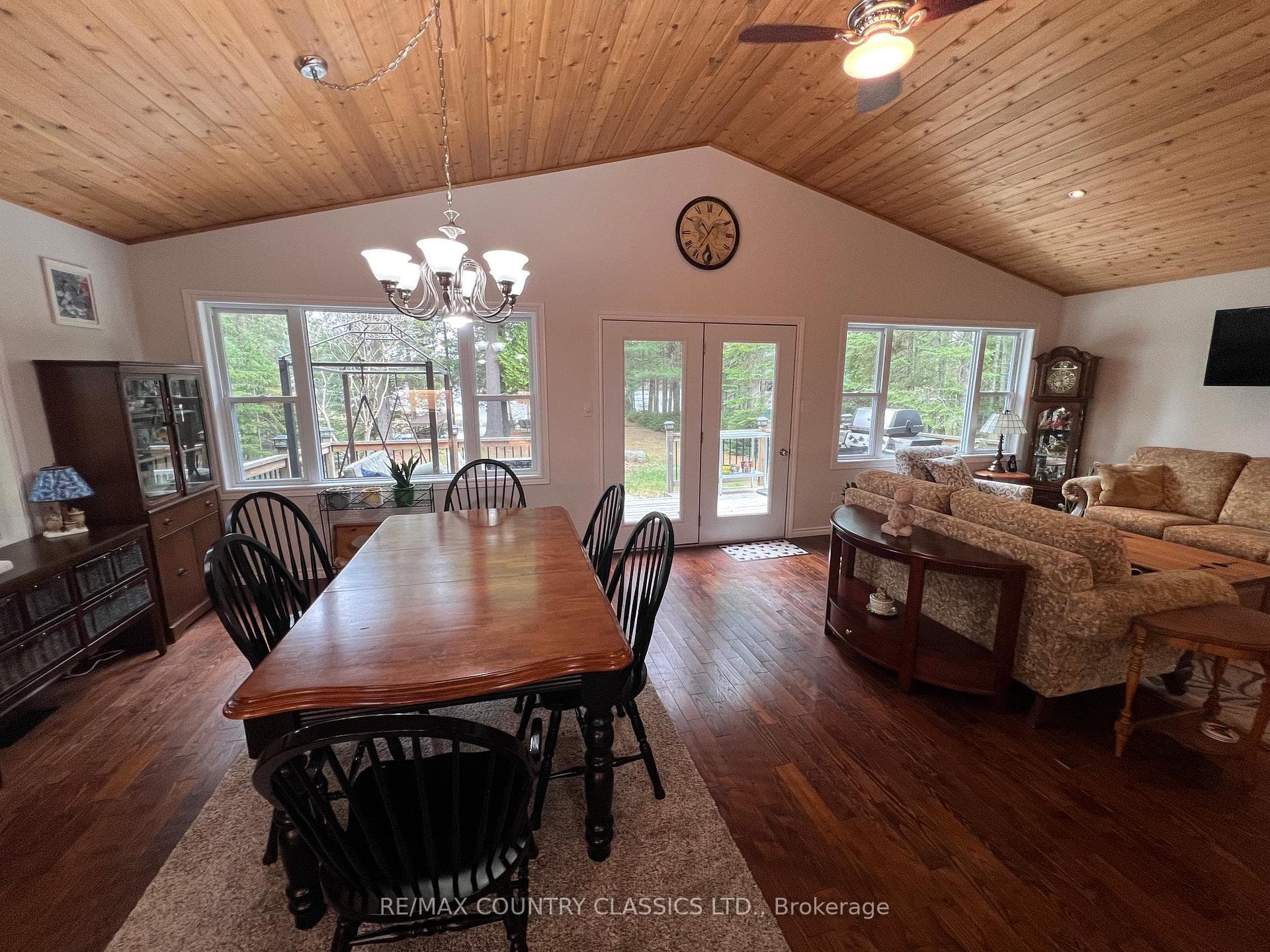 4501 Elephant Lake Road photo 15