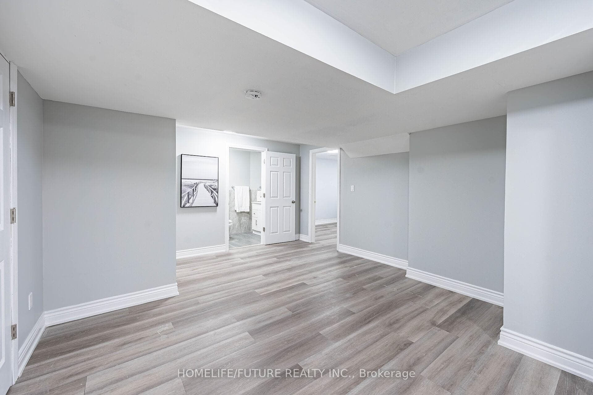 16 Mcqueen Crescent photo 36