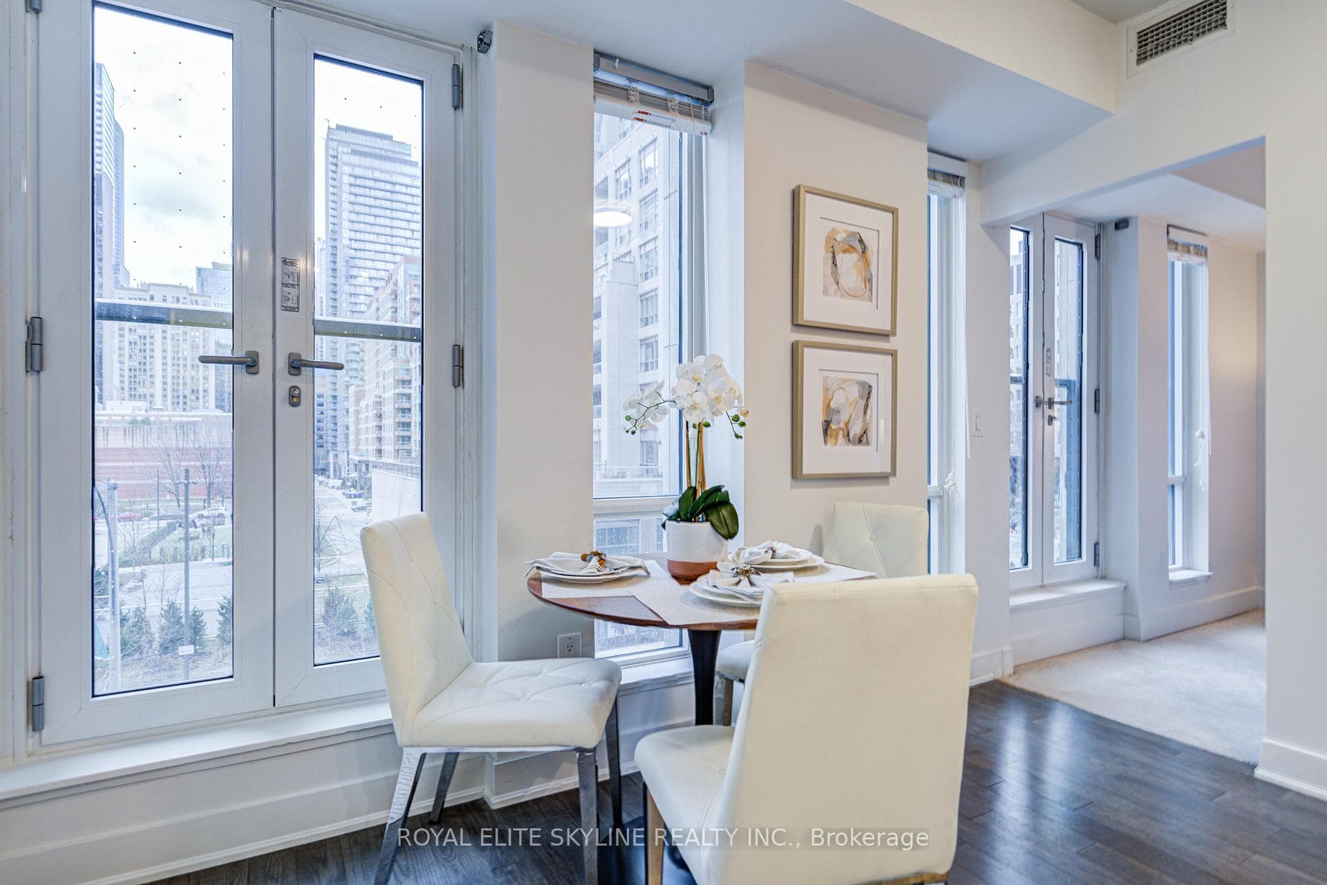 955 Bay Street Unit 310 photo 14