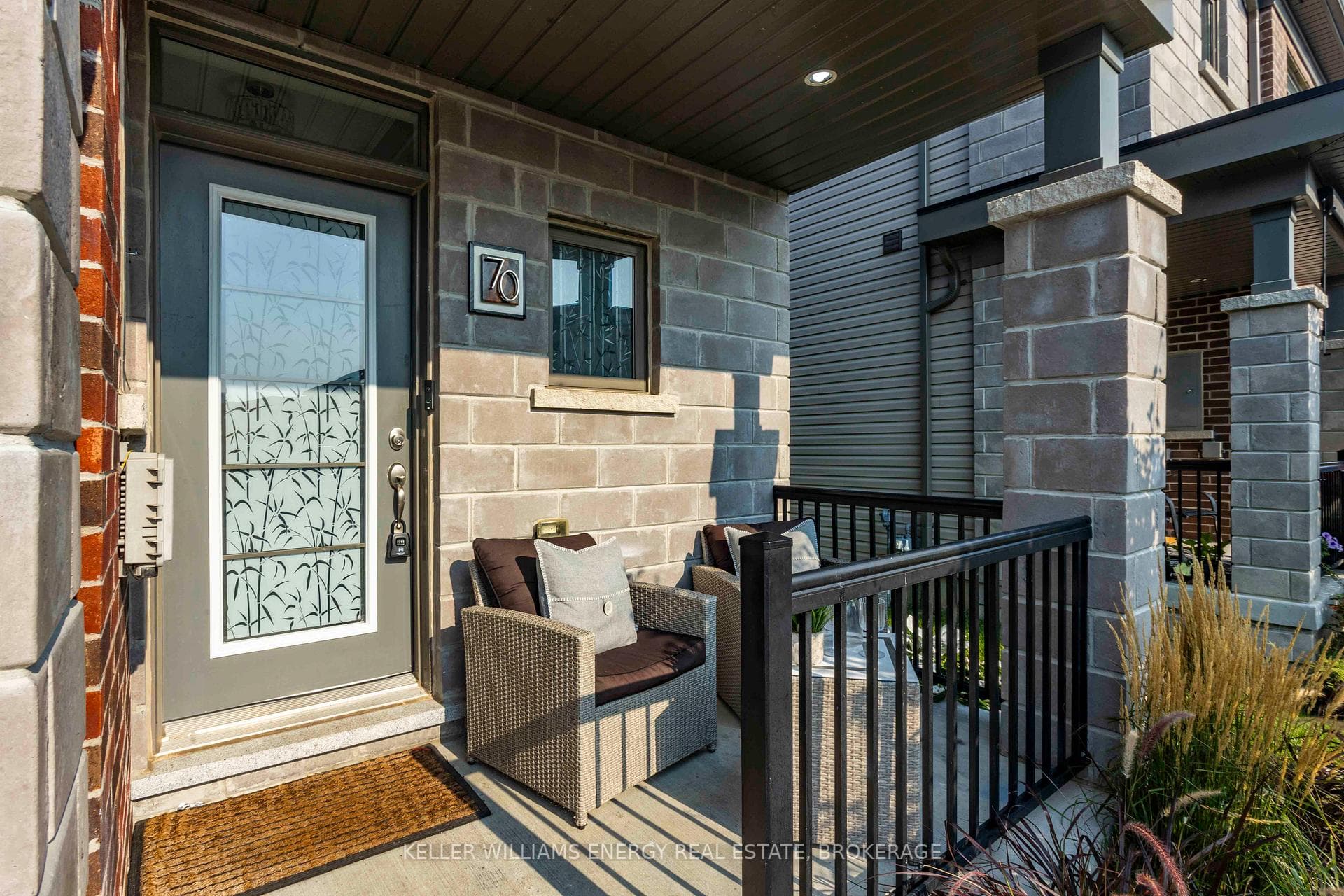 70 Longshore Way photo 3