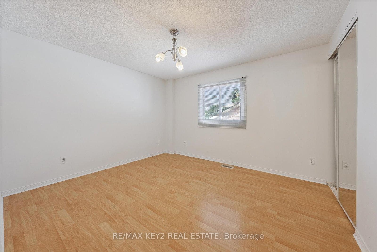 105 Percy Lane photo 27