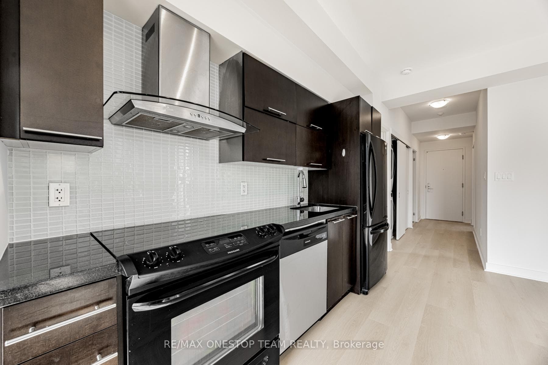 126 Simcoe Street Unit 2608 photo 2