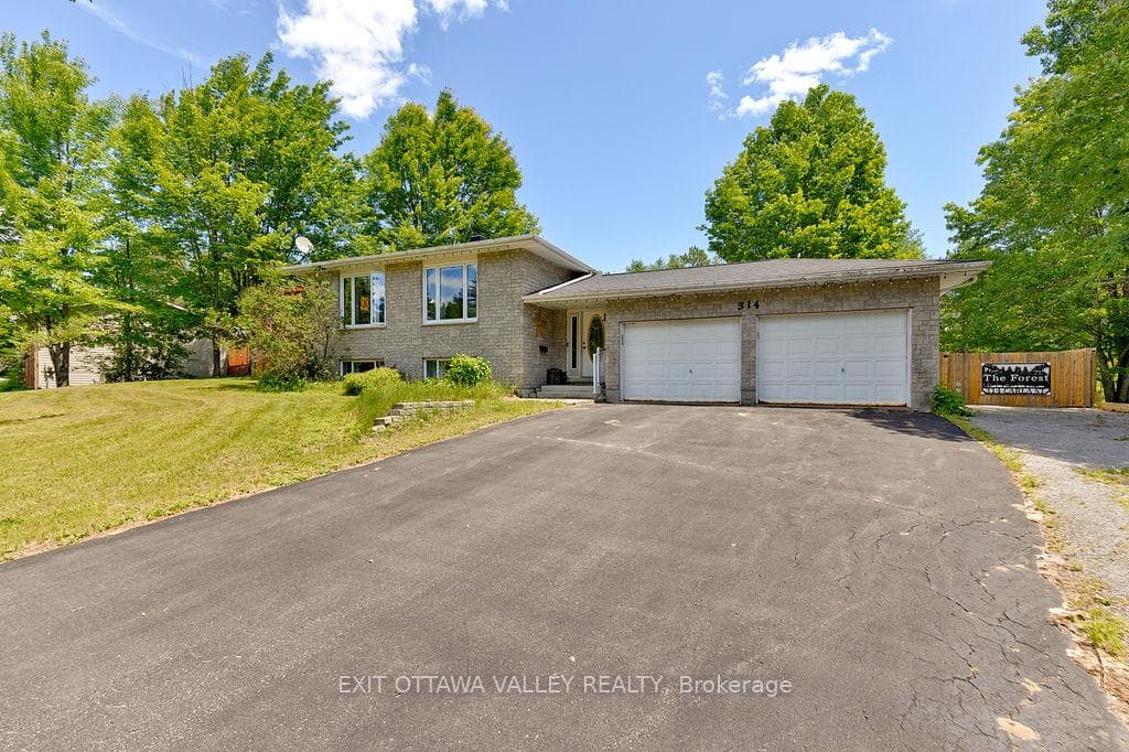 314 Carla Street photo 1