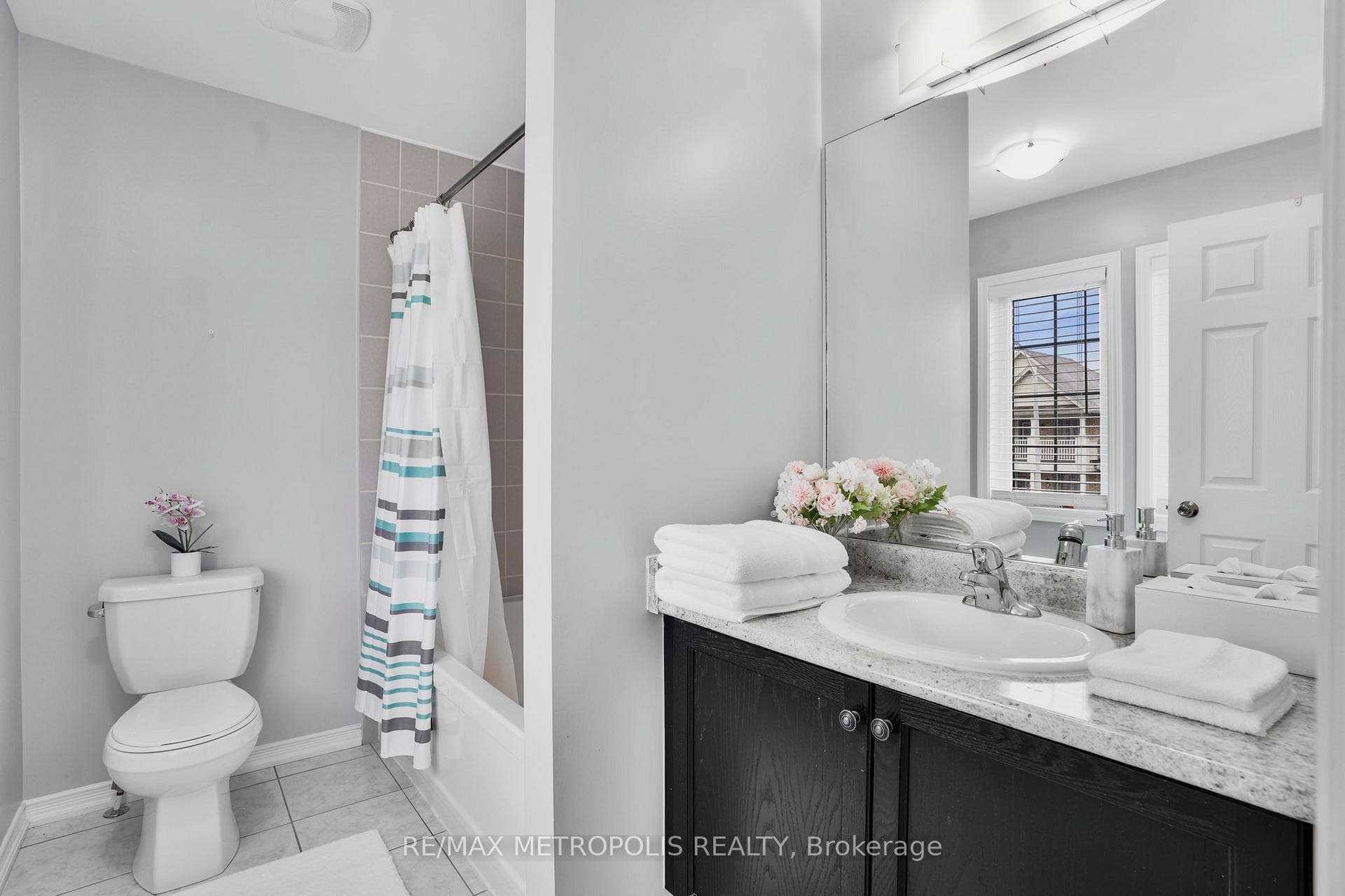 8484 Sweet Chestnut Drive photo 28
