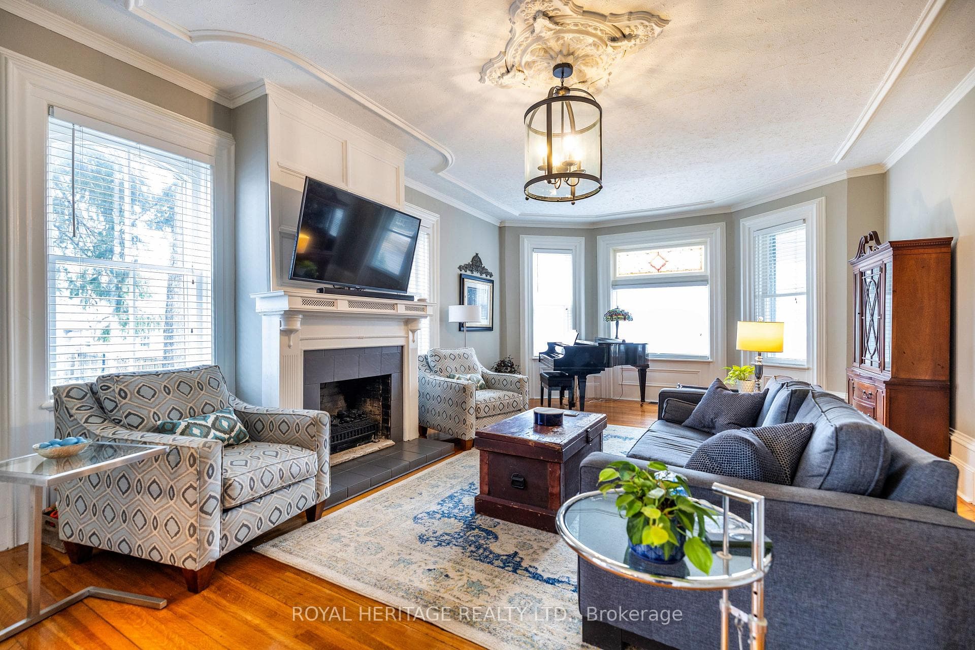220 Cochrane Street photo 17