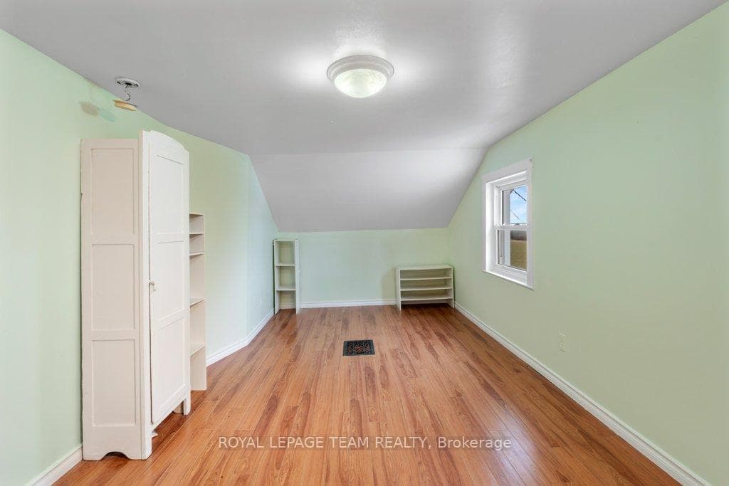 436 Kitley Line 8 Road photo 19