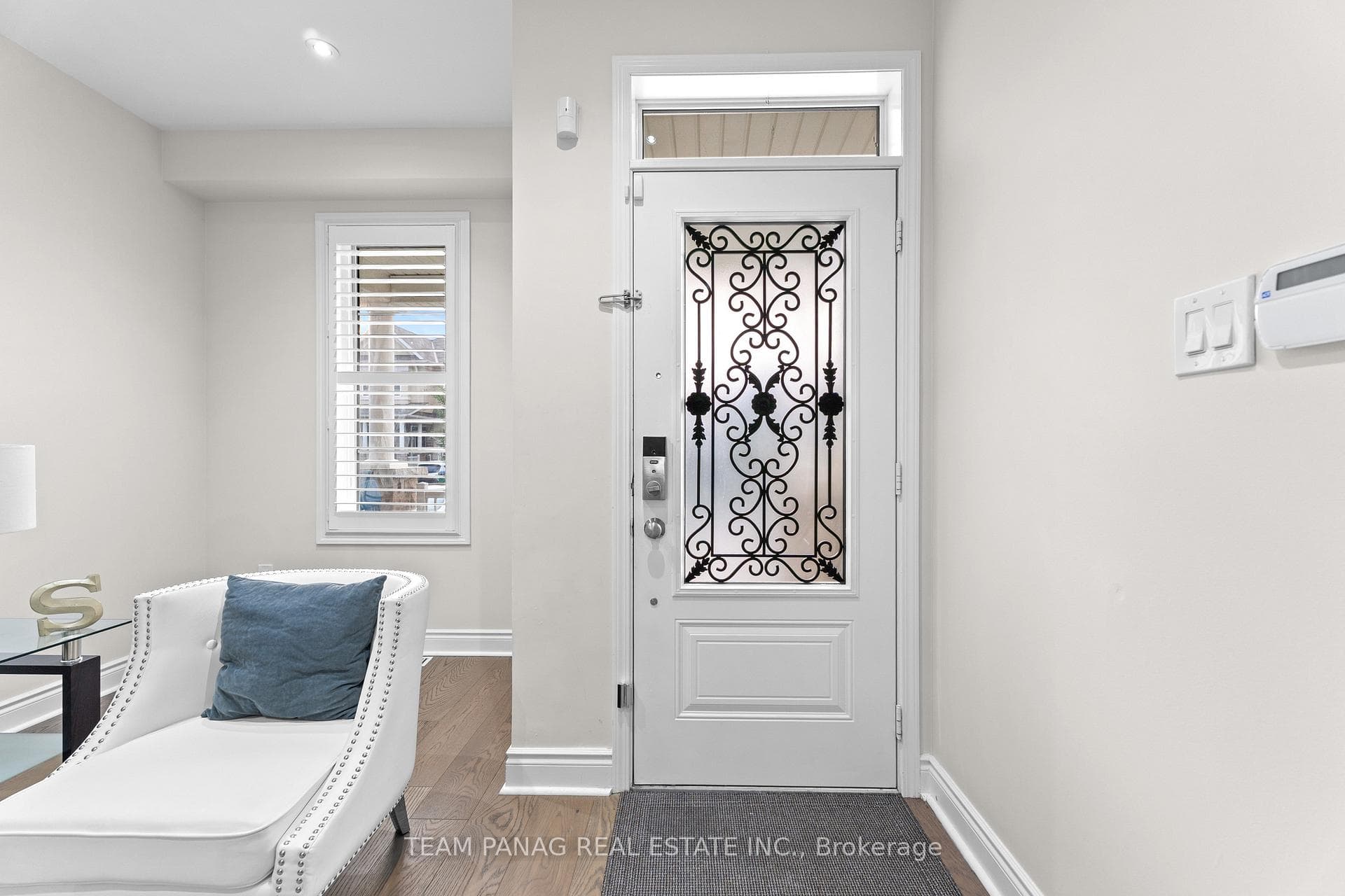 19 Troyer Street photo 6