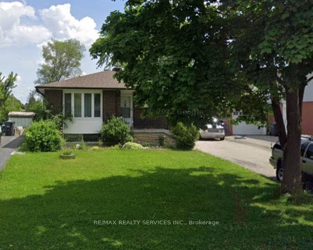 27 Evesham Crescent photo 1