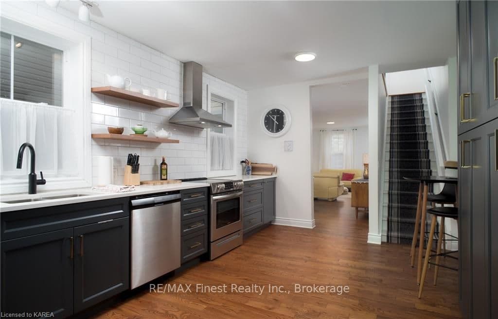 119 MONTREAL Street photo 3