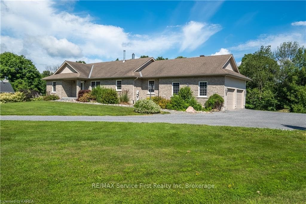 2548 SANDS Road photo 3
