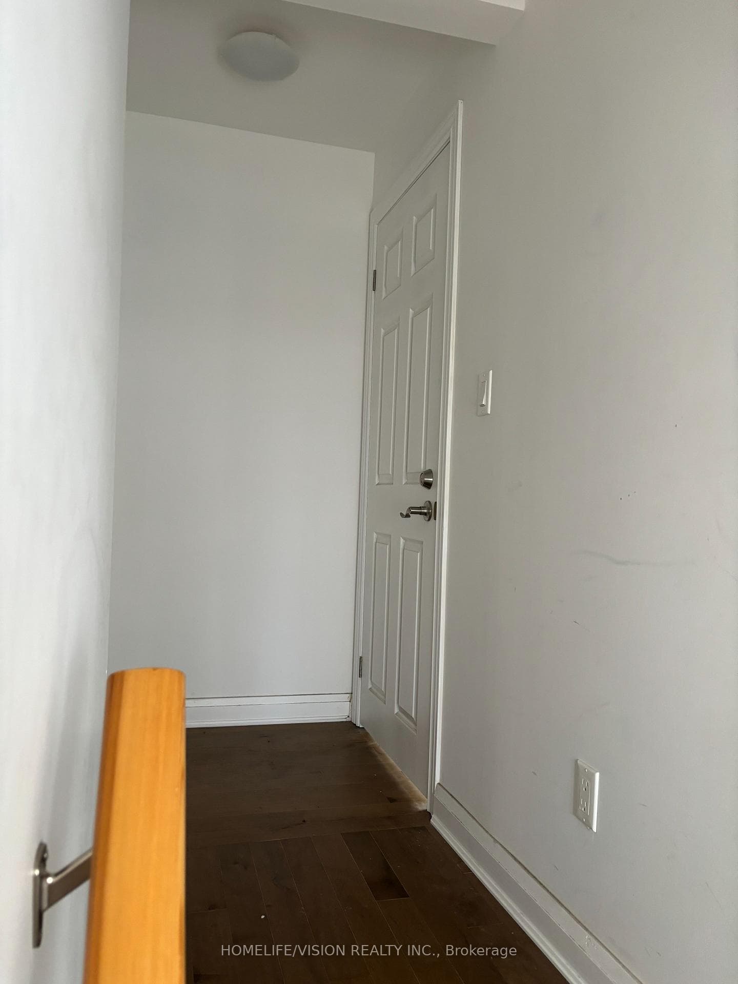 143 Belgravia Avenue Unit Upper S photo 5
