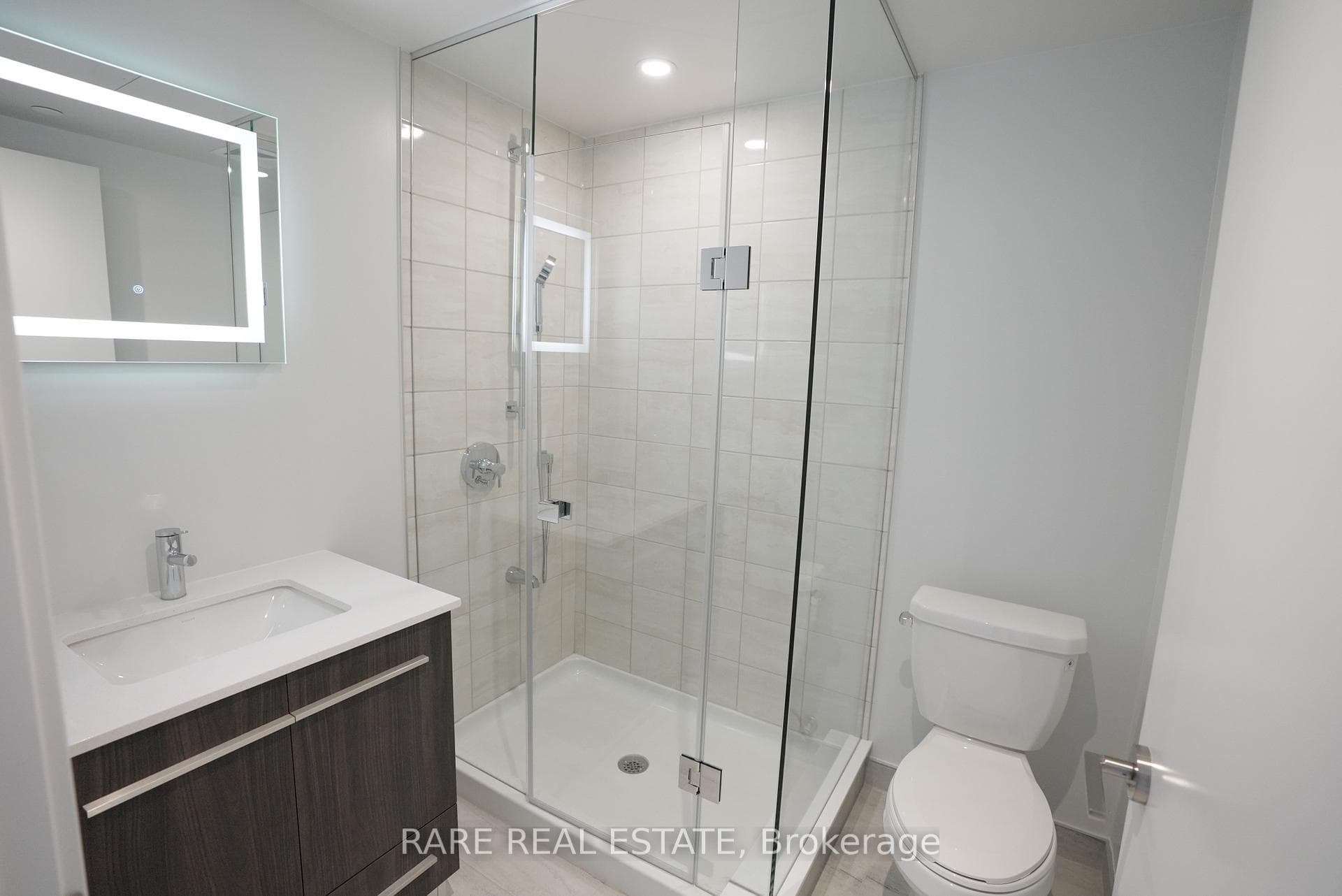 8 Cumberland Street Unit 2502 photo 5
