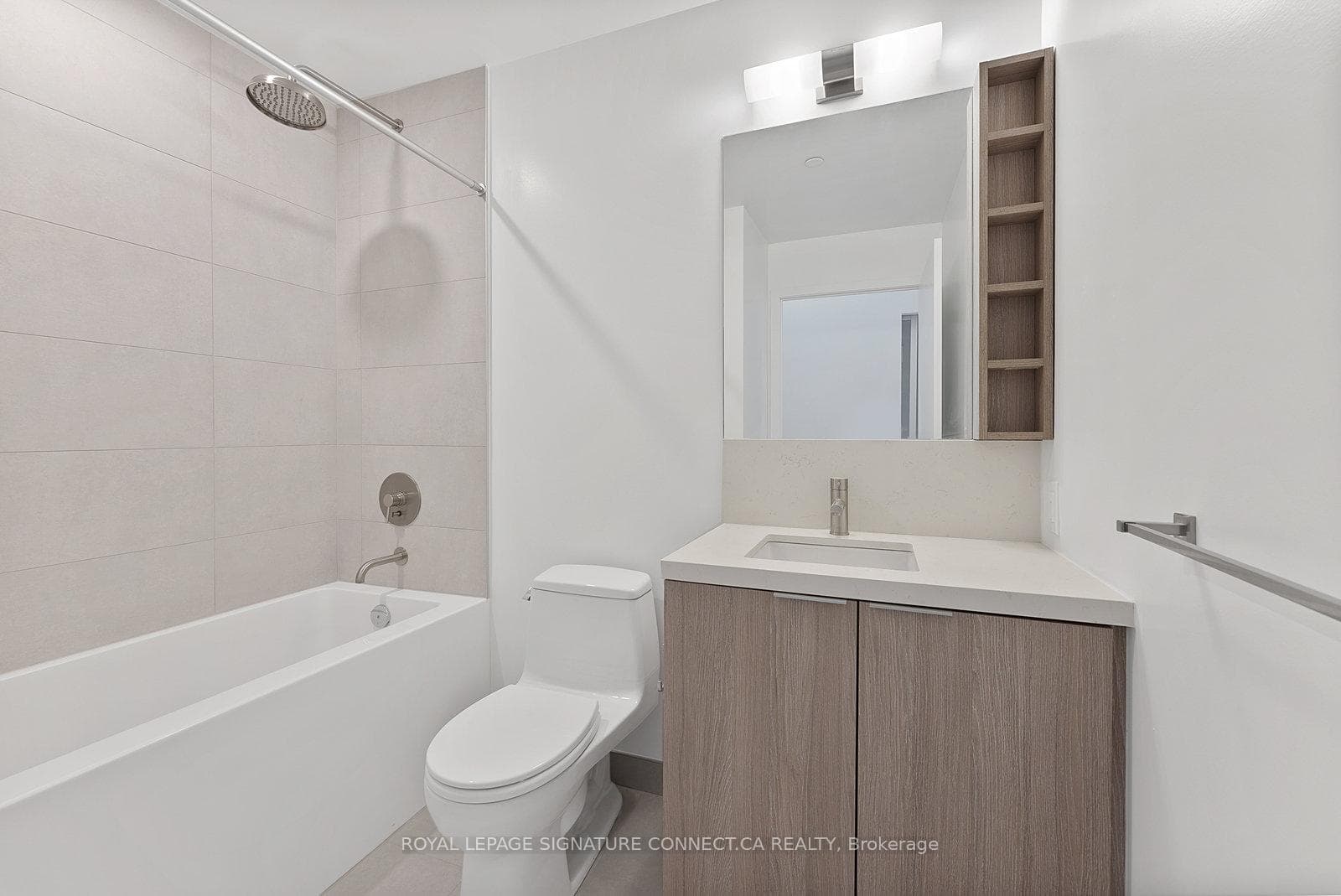 2020 Bathurst Street Unit 202 photo 19
