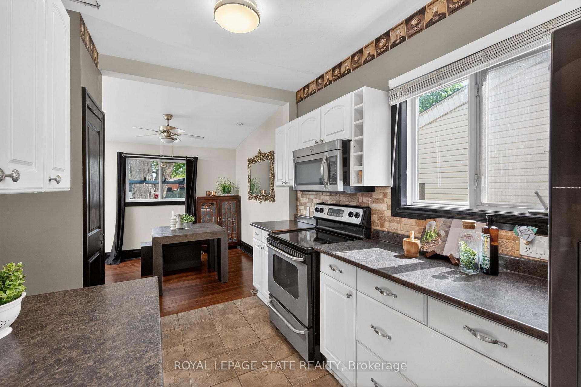 147 Strachan Street photo 17