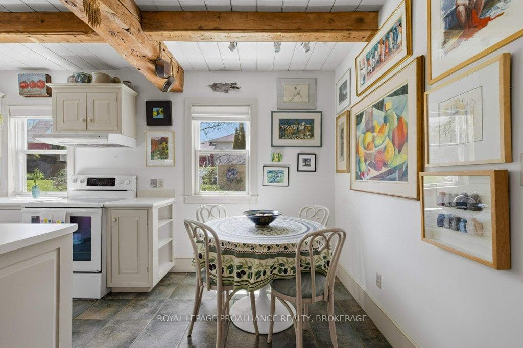 10 Drummond Street photo 13