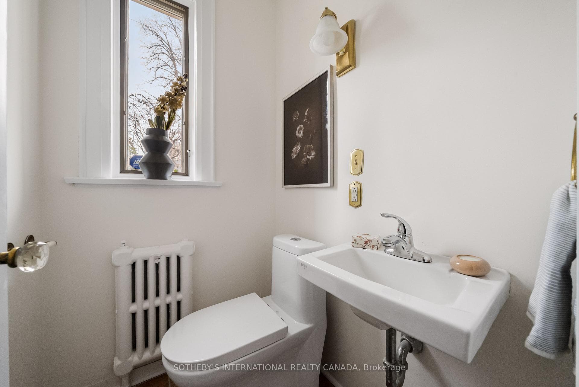95 Highbourne Road photo 26