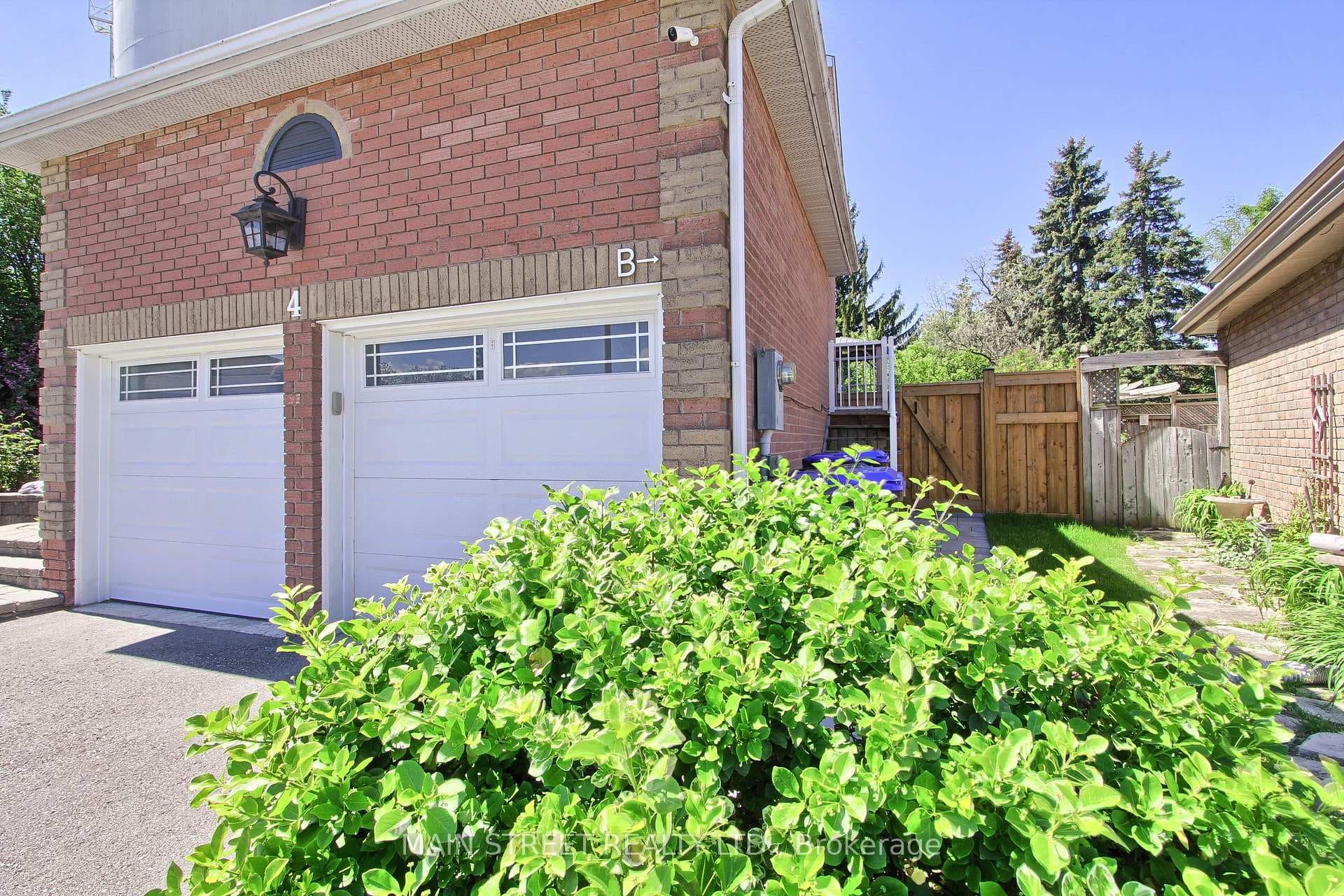 4 Carrington Place Unit B photo 2