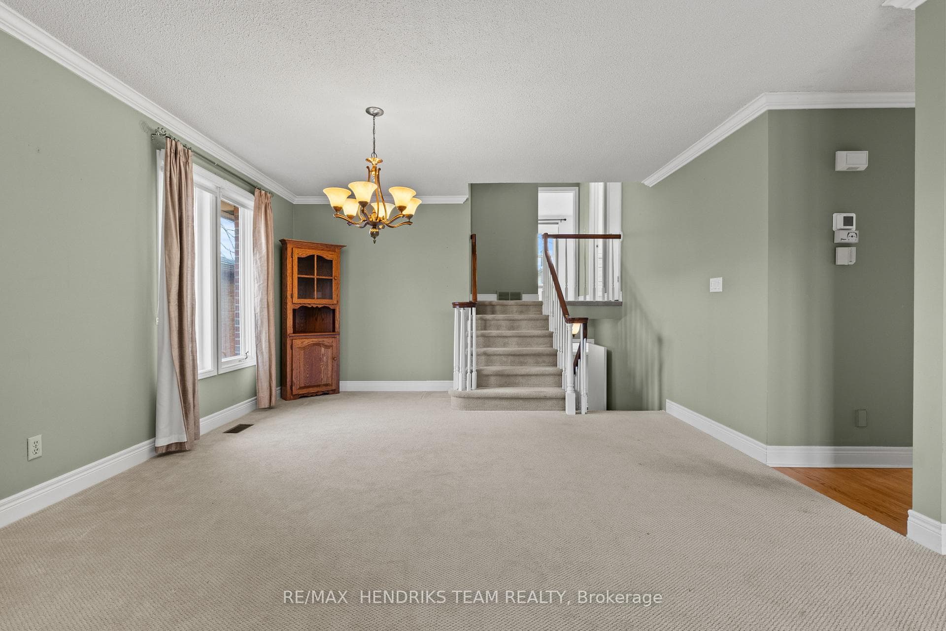 704 Vine Street photo 12