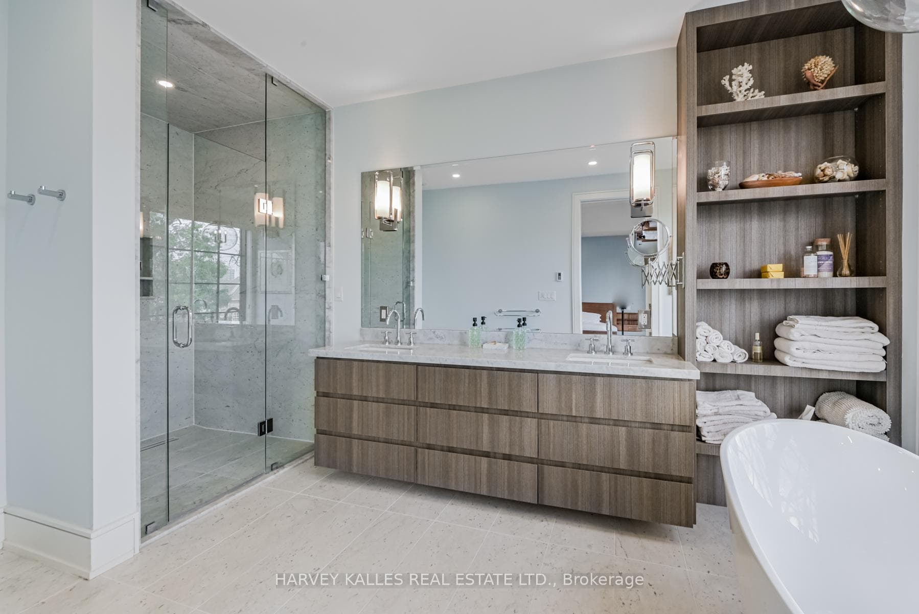 534 Russell Hill Road photo 18
