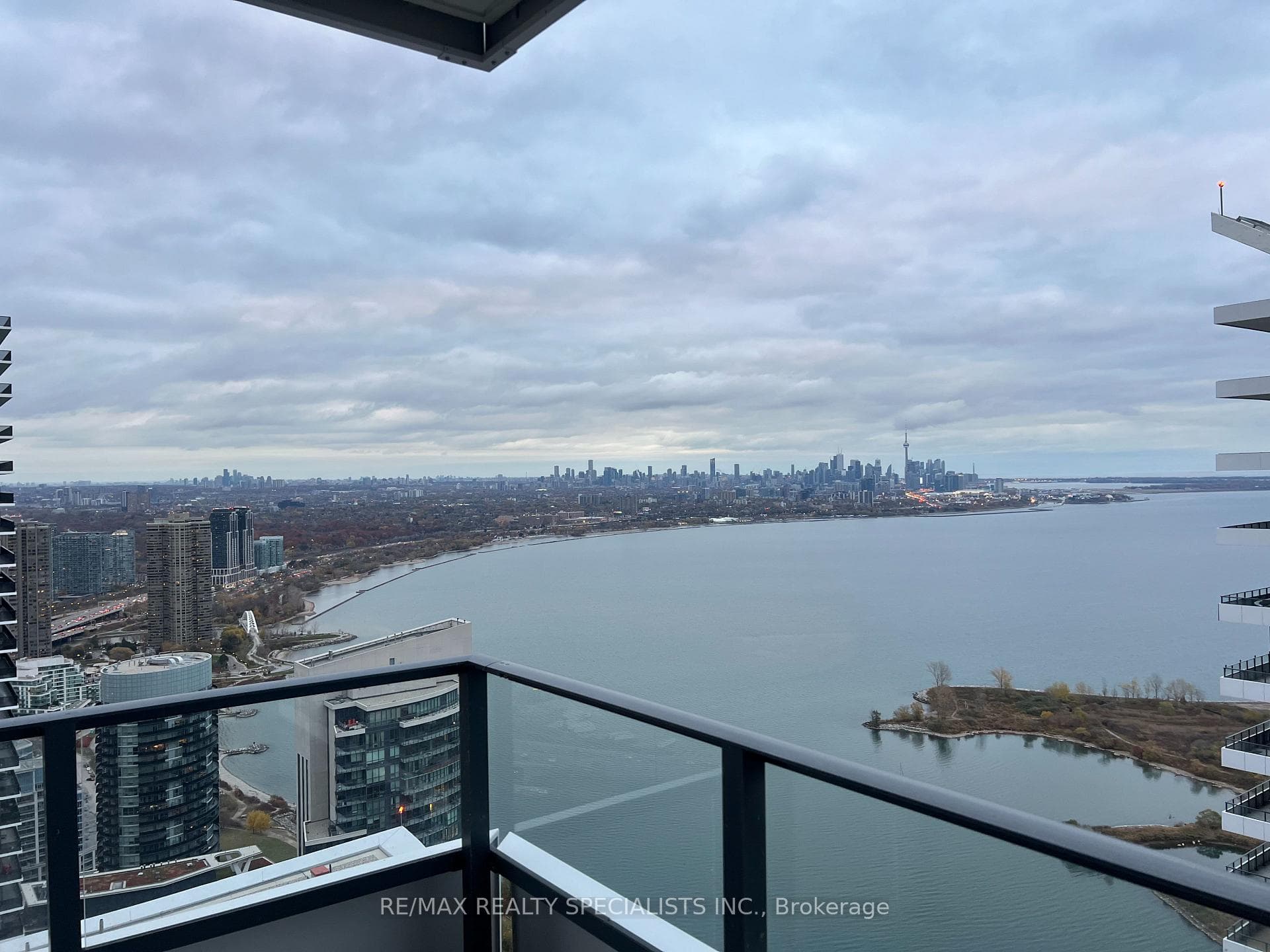 30 Shore Breeze Drive Unit 5305 photo 29
