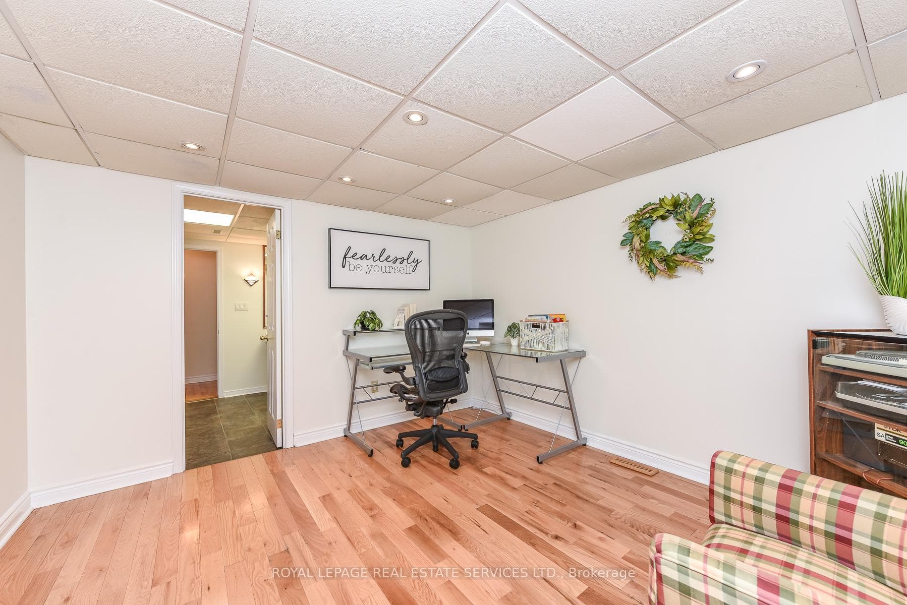 1338 Chalfield Drive photo 32