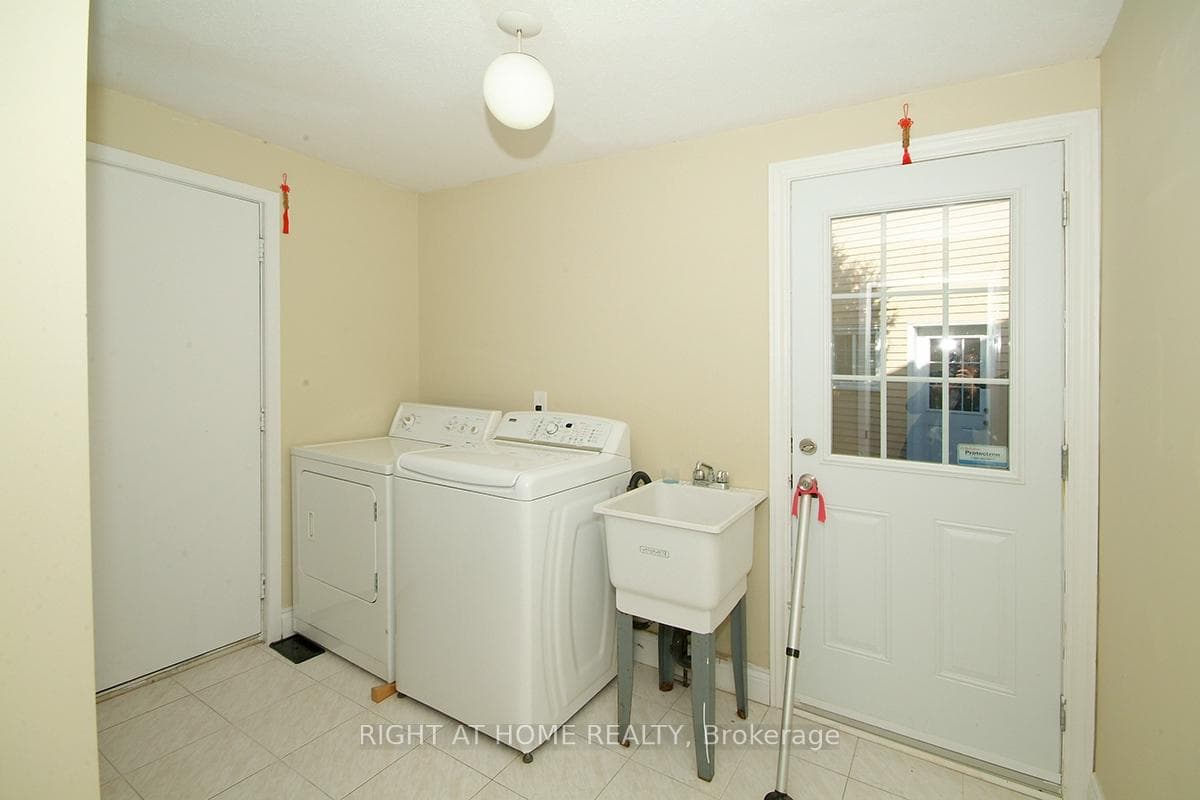 56 Four Seasons Drive photo 7