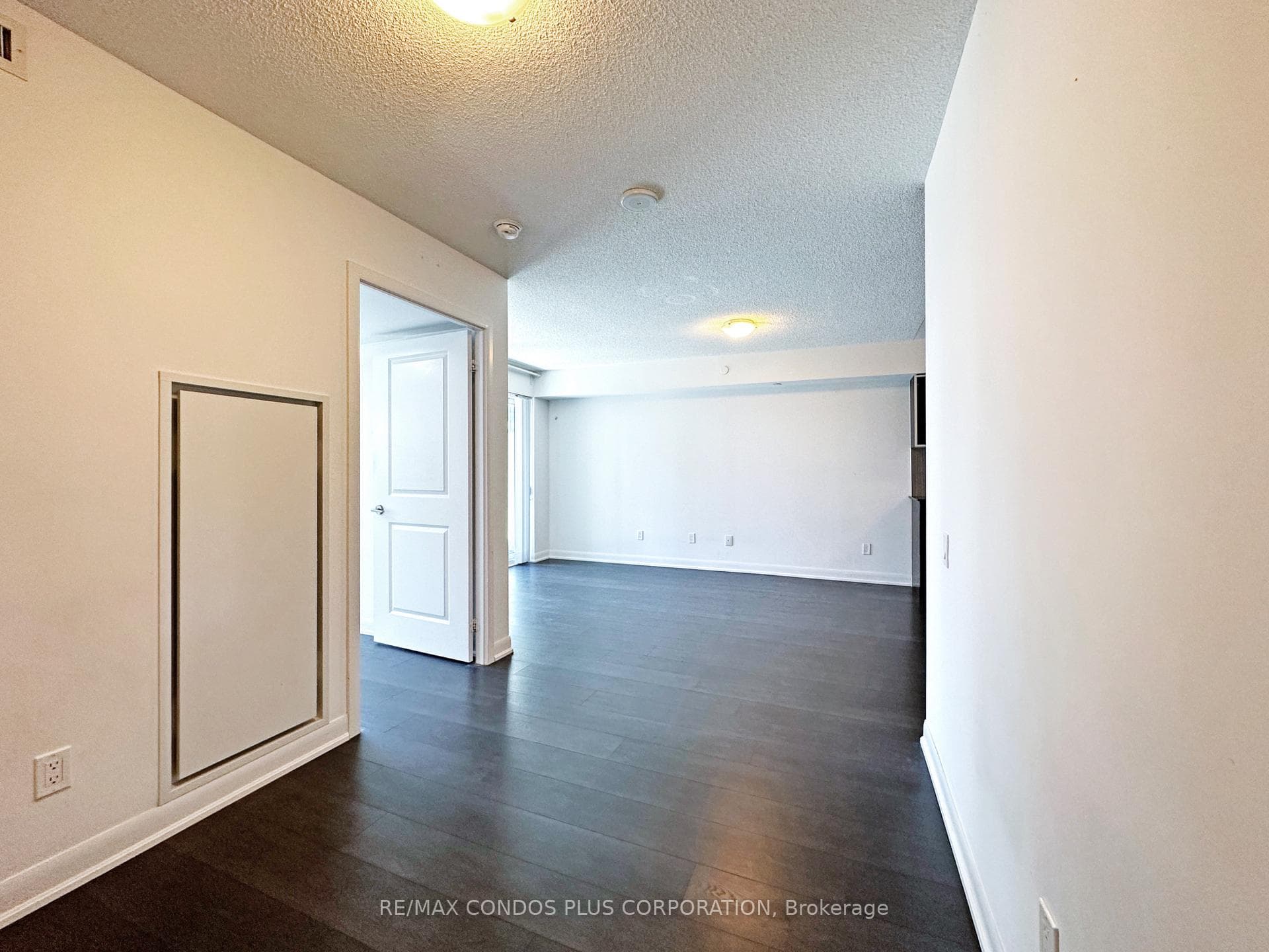 5168 Yonge Street Unit 1901 photo 11